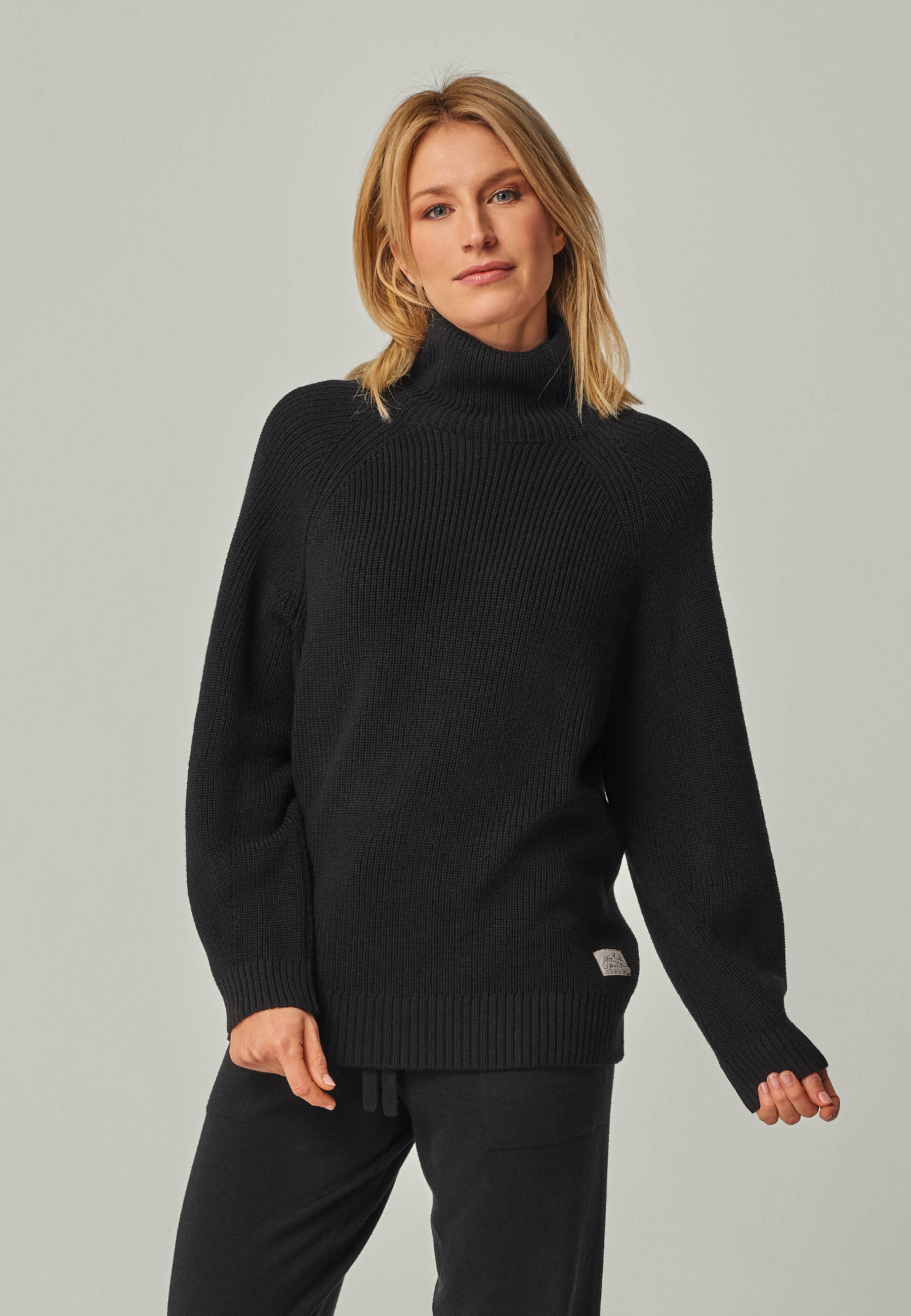 #farbe_schwarz|#colour_black