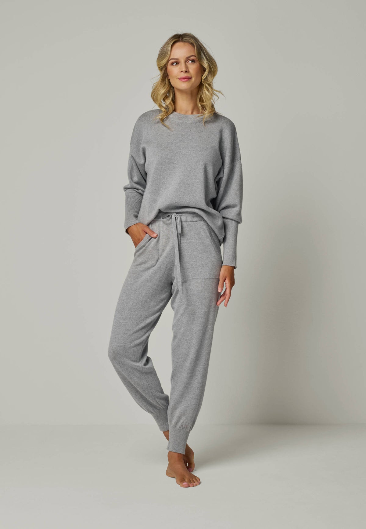 PULLOVER GWEN - Rundhalspullover mit Puffärmeln