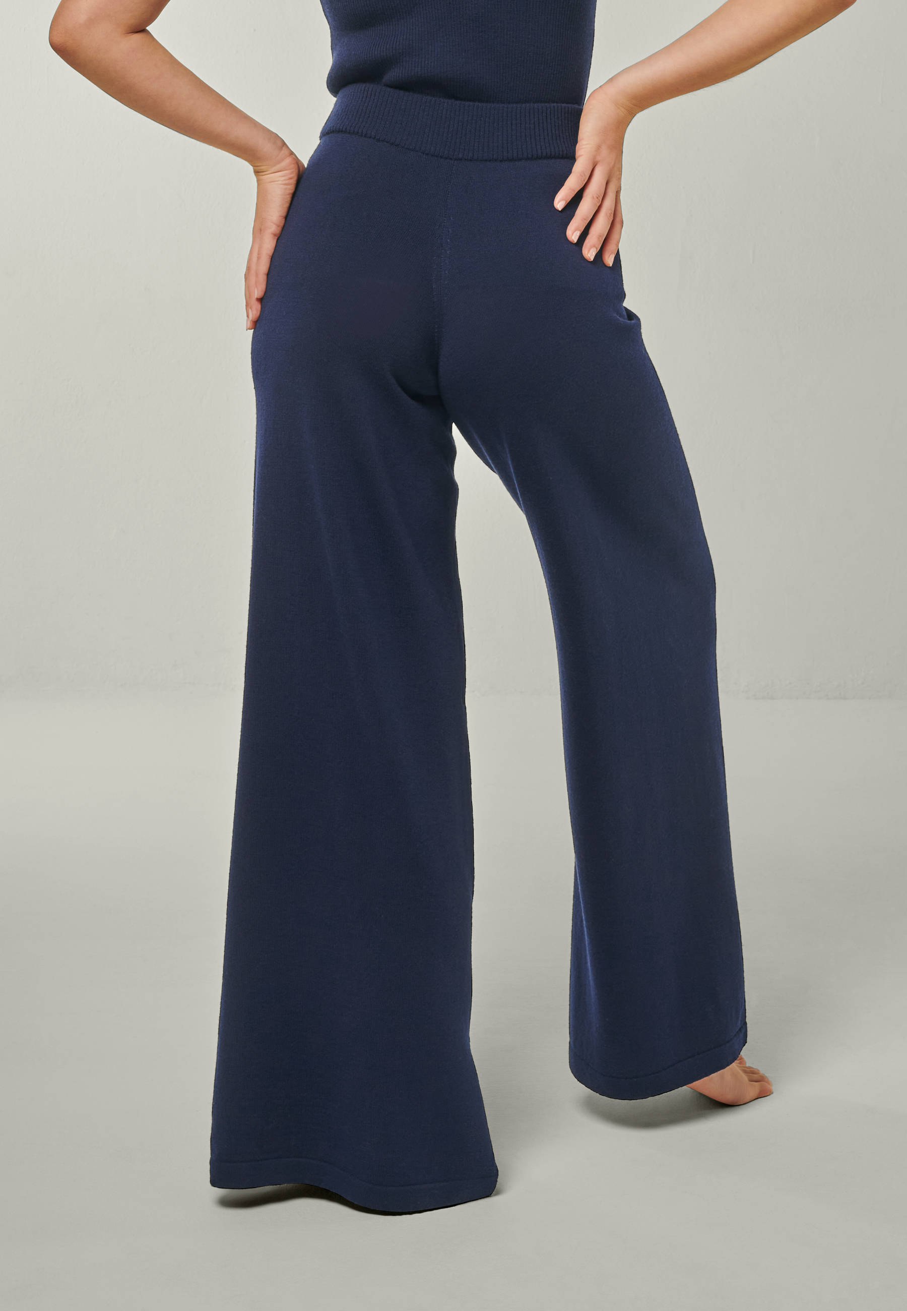 LOUNGEWEAR SET - Top Blossom & Pants Bailey