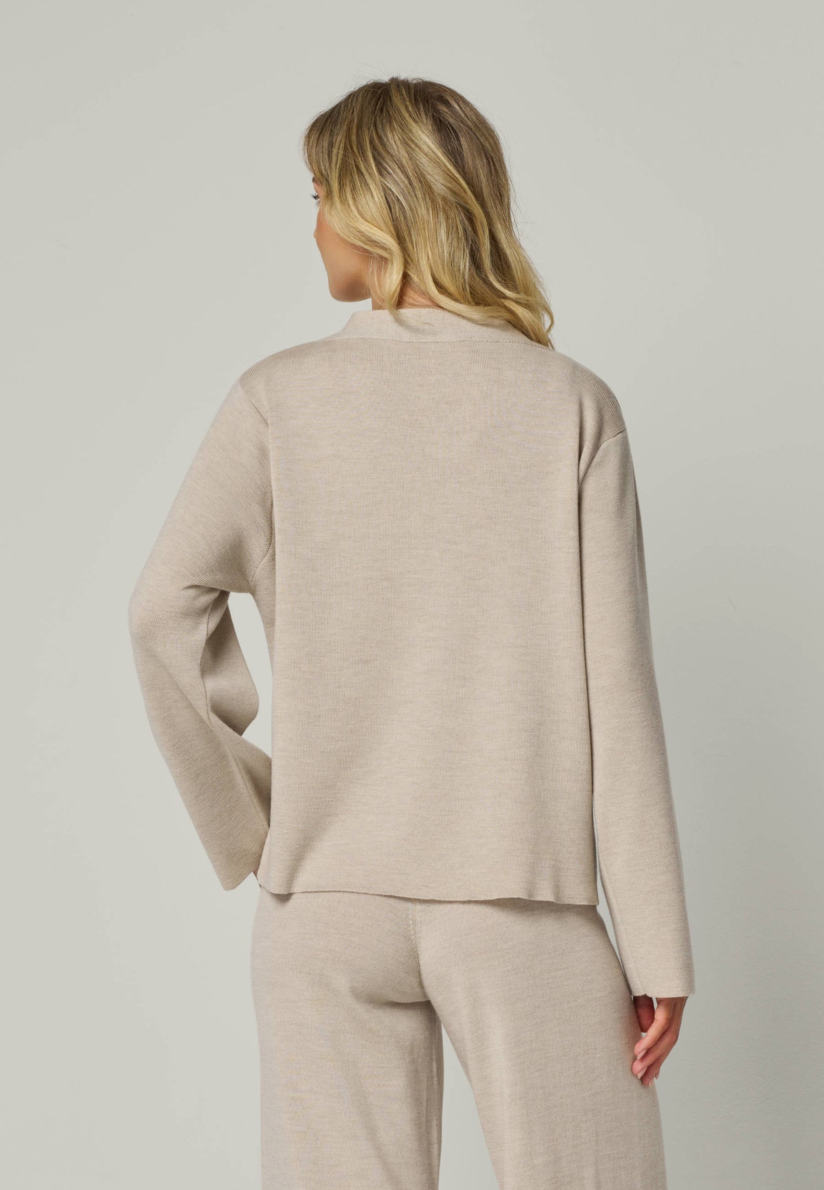 LOUNGEWEAR SET - Cardigan Gigi & Top Blossom & Pants Bailey