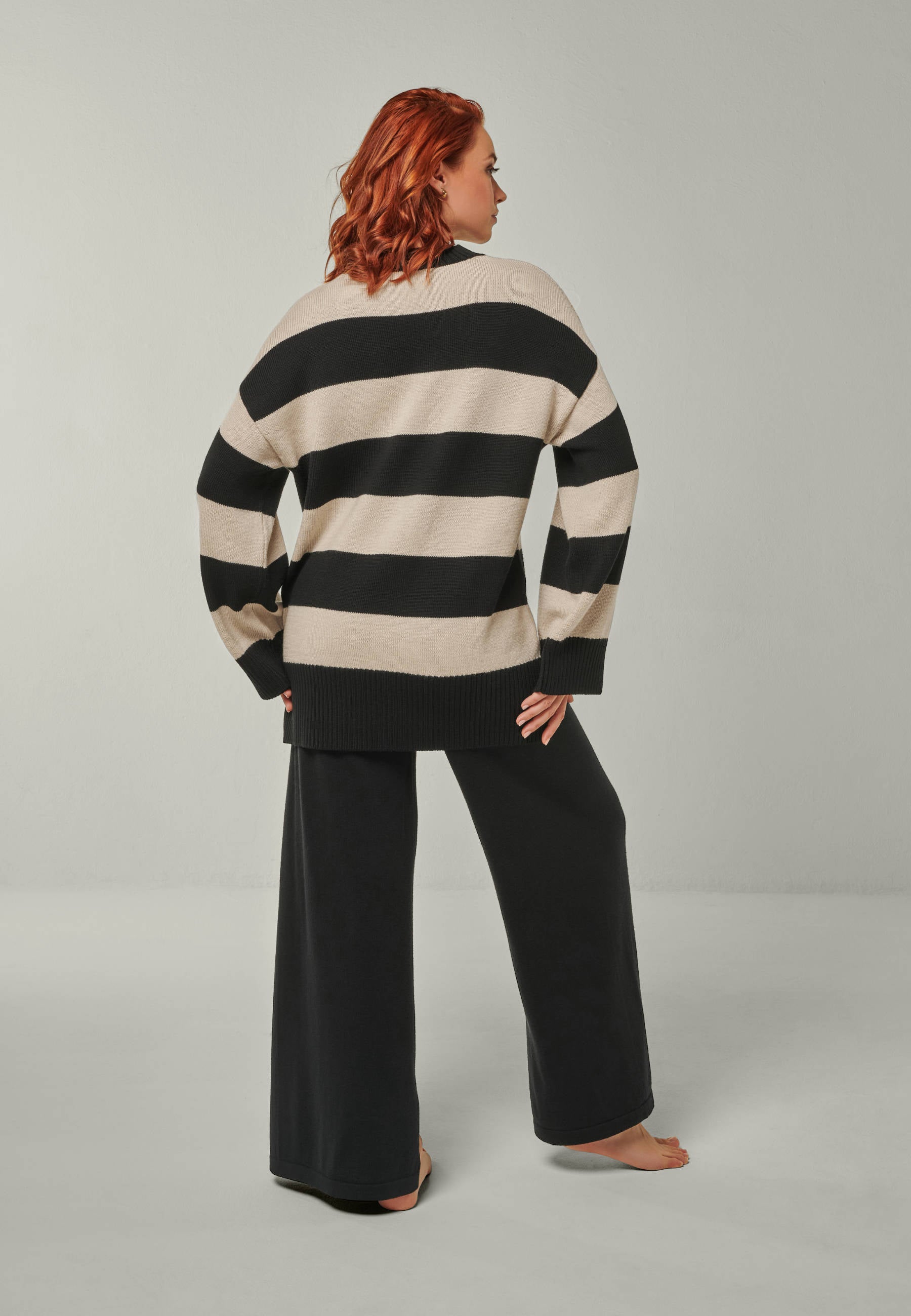 LOUNGEWEAR SET - Pullover Felia & Pants Bailey