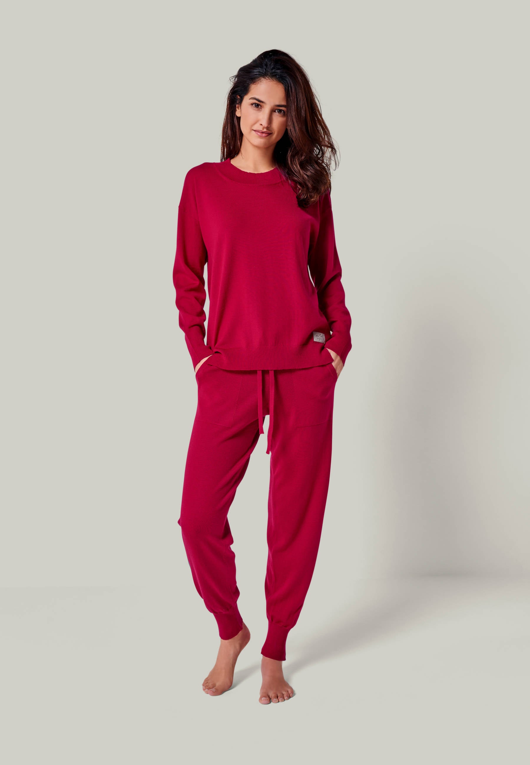 PULLOVER BELLA - Fine knitted roundneck pullover