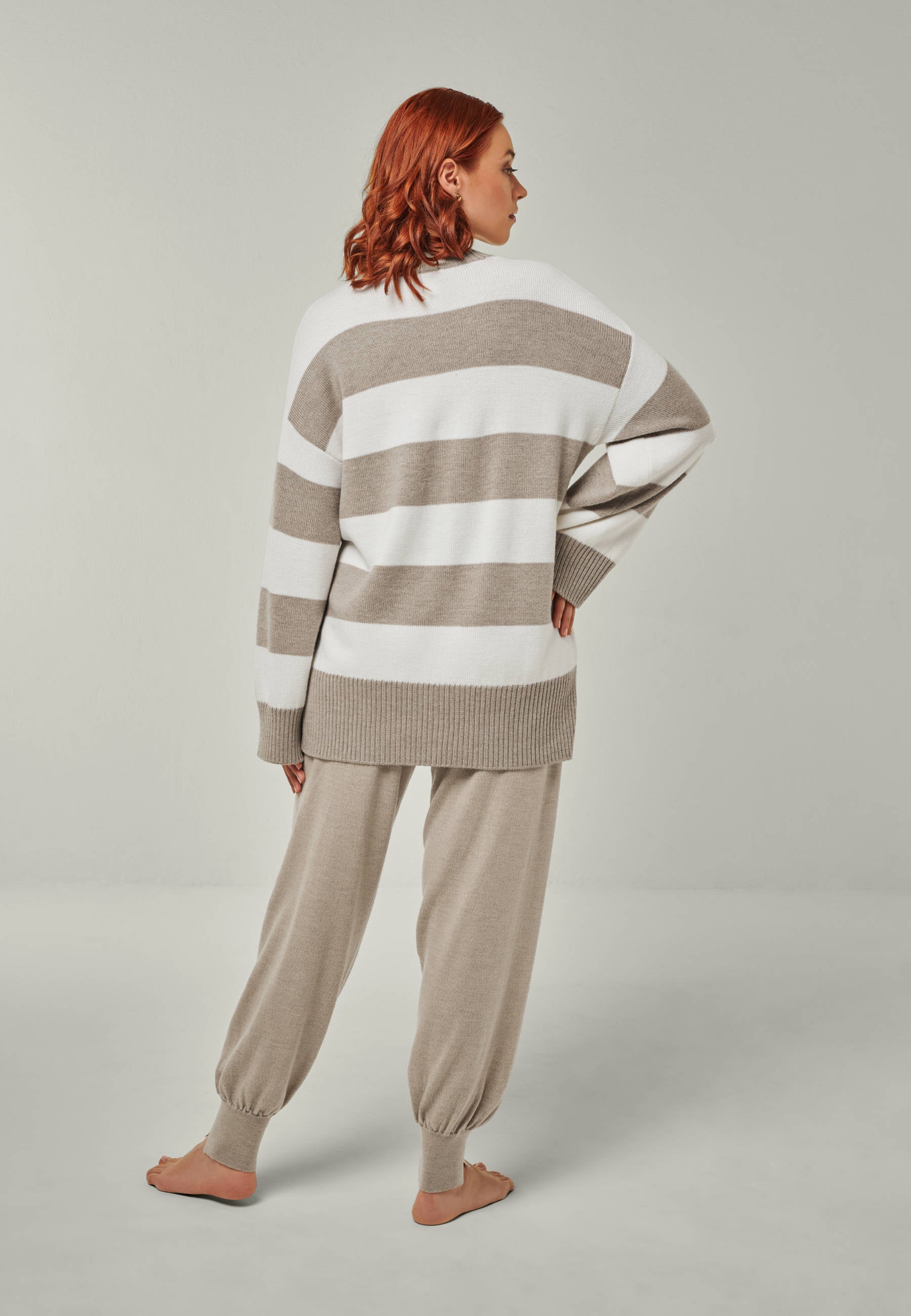 LOUNGEWEAR SET - Sweater Felia & Pants Bella
