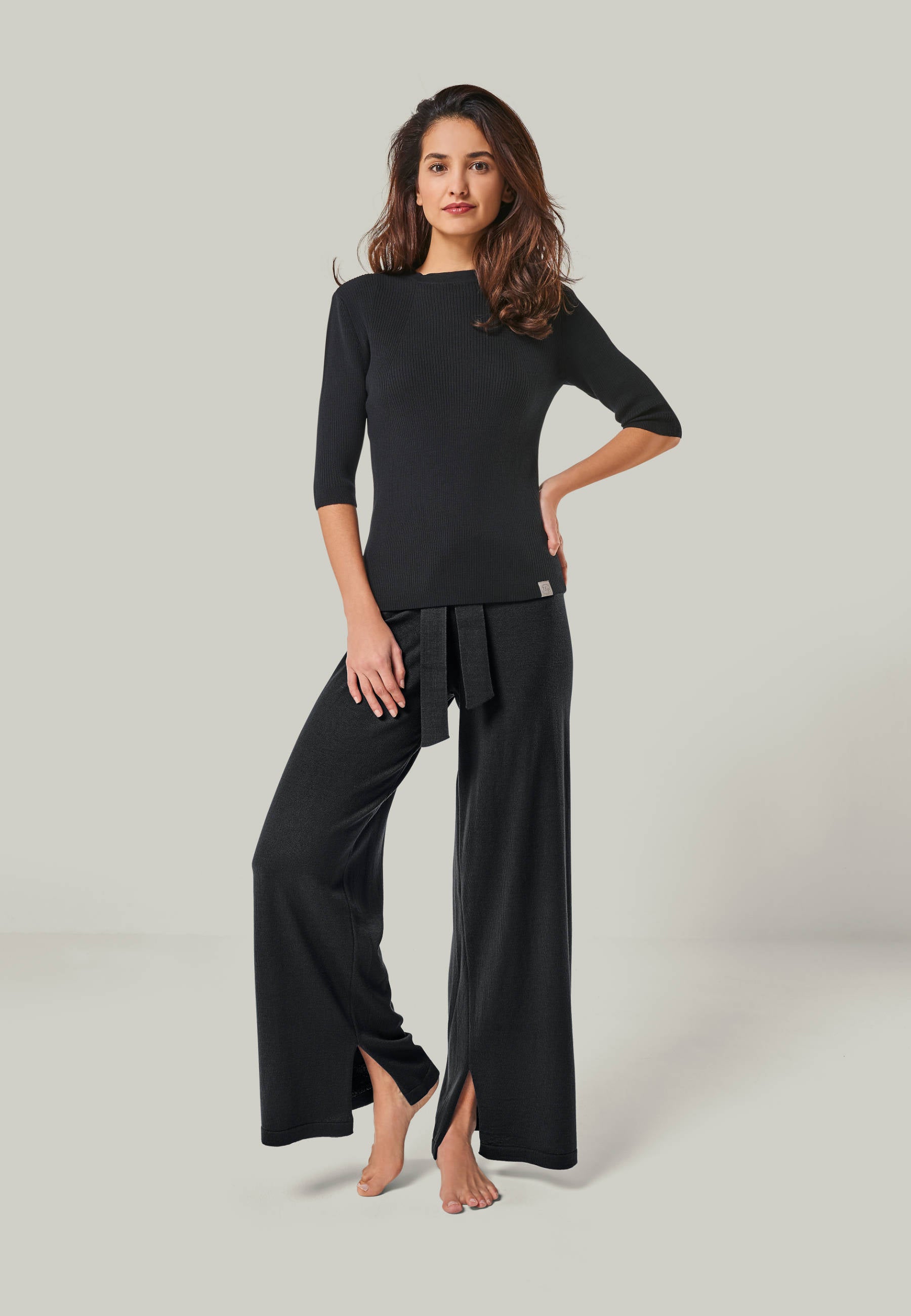 PULLOVER DARIA - short sleeve sweater with stand-up collar