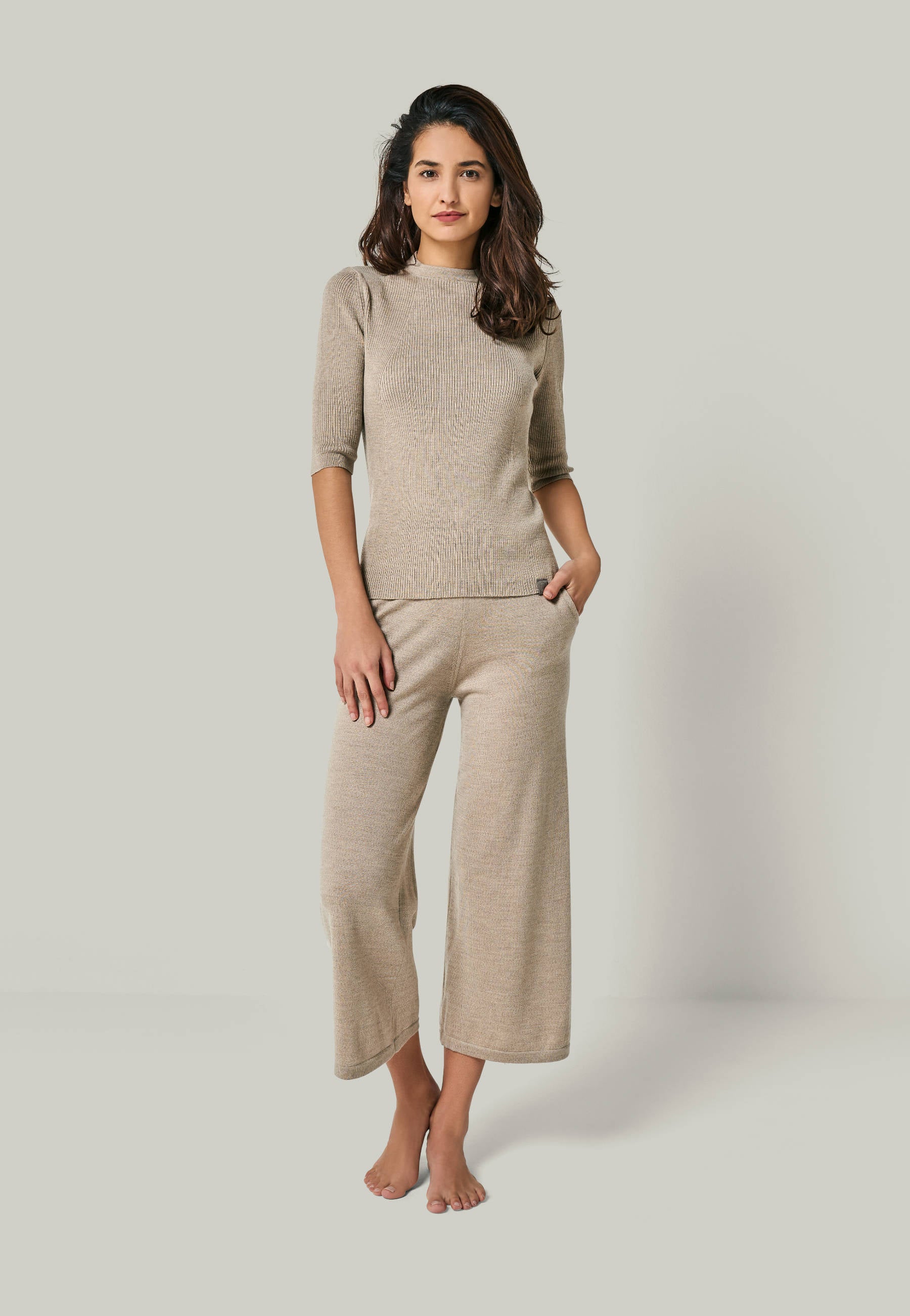 PULLOVER DARIA - short sleeve sweater with stand-up collar
