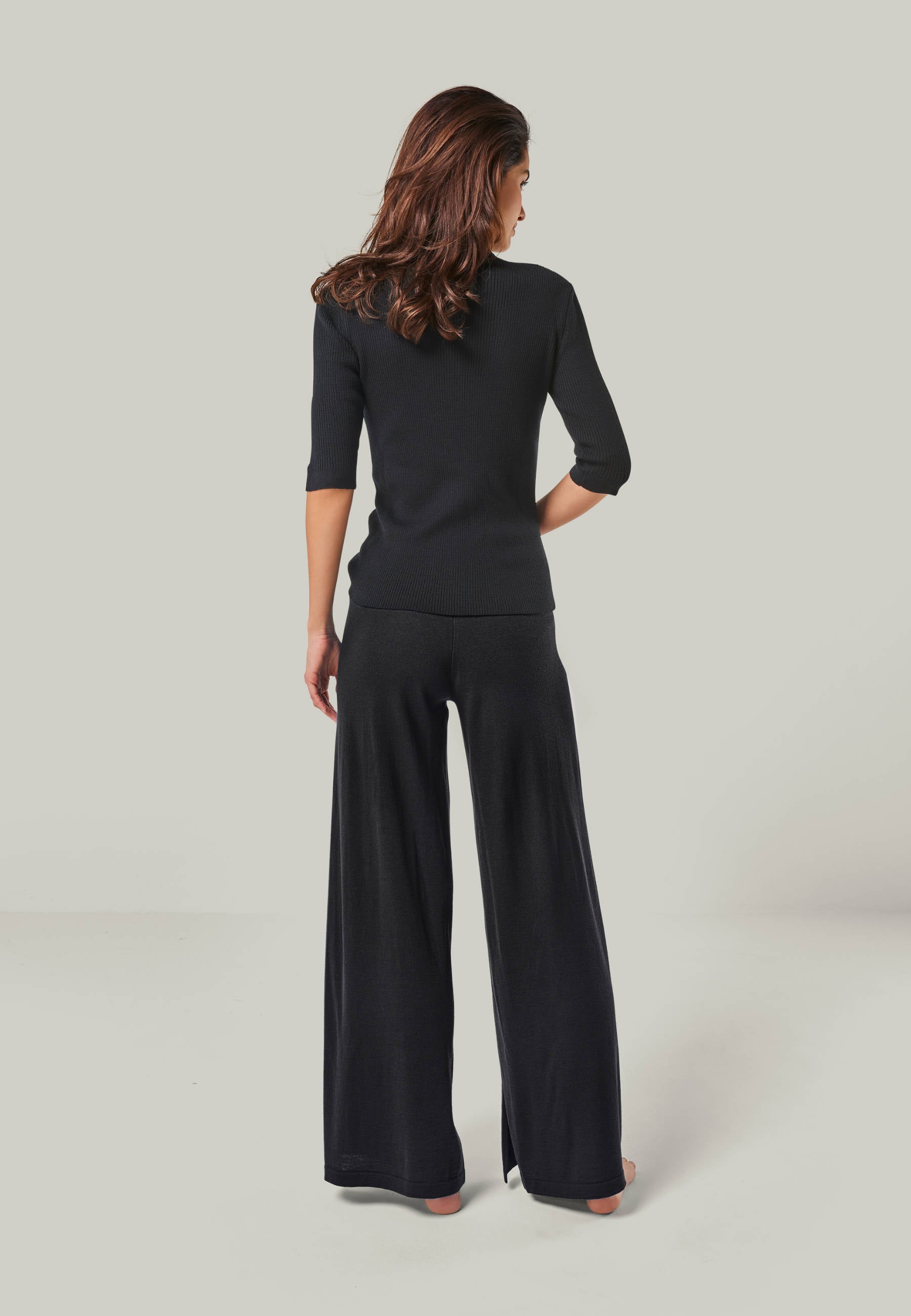 PULLOVER DARIA - short sleeve sweater with stand-up collar