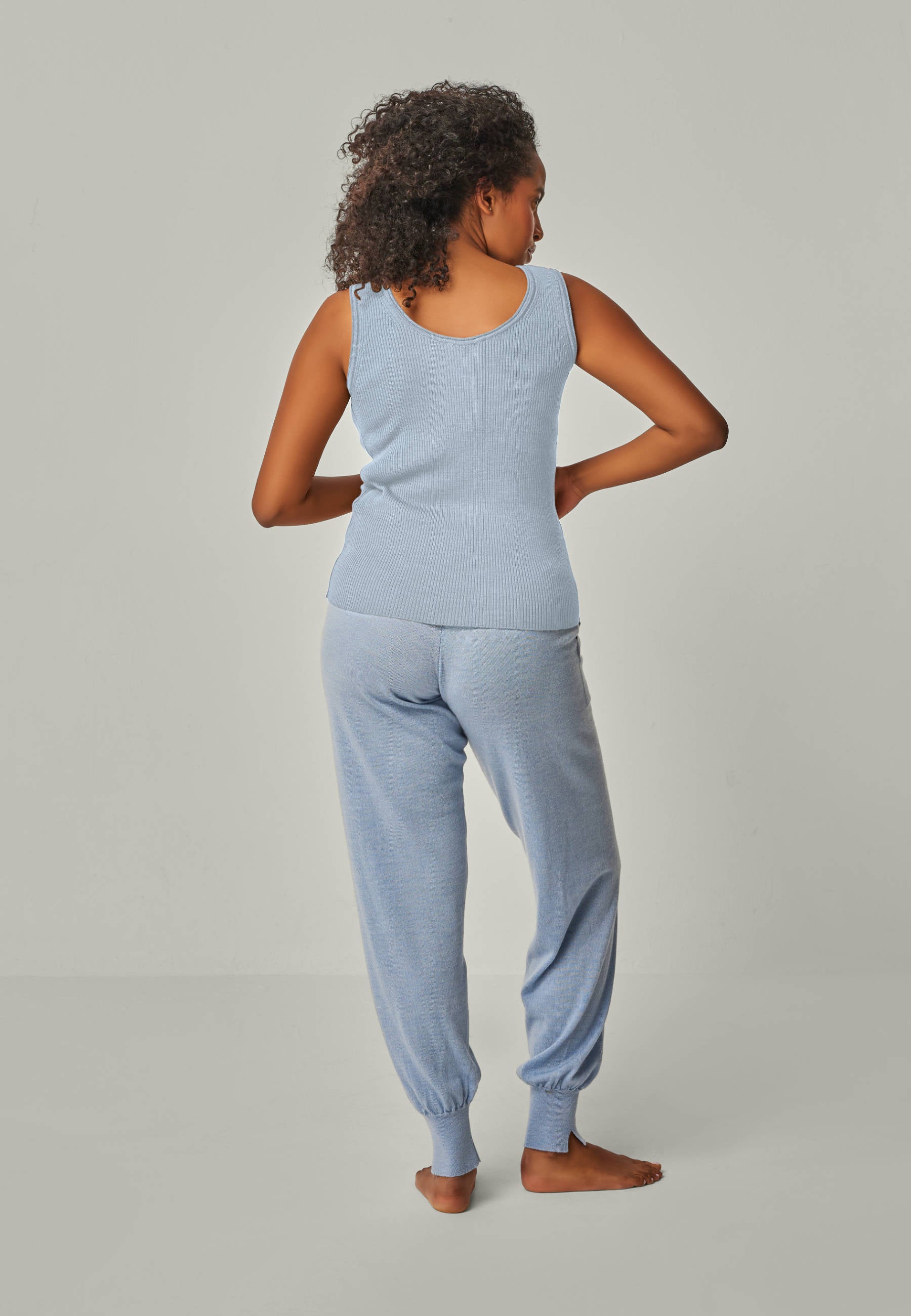 TOP BLOSSOM - ribbed merino top with round neck