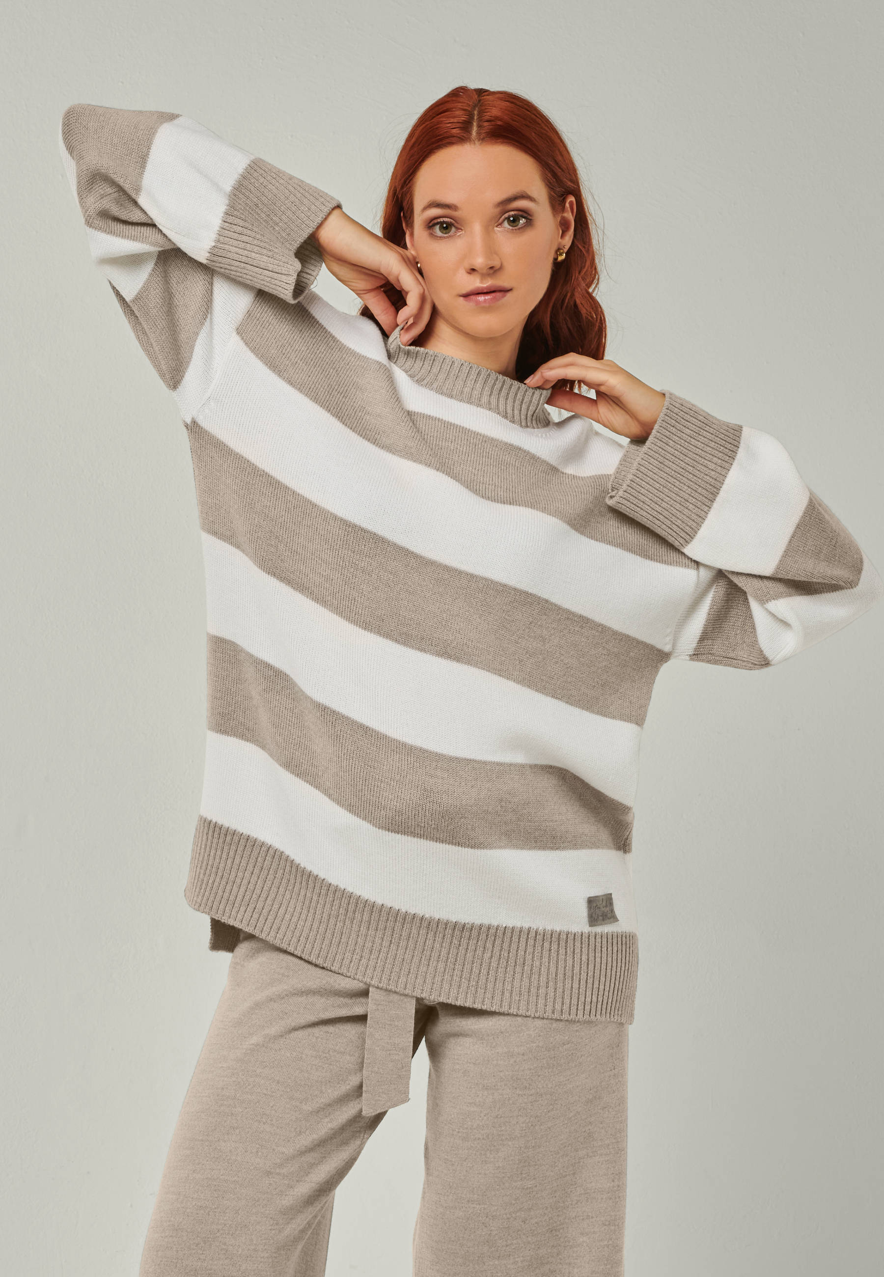 LOUNGEWEAR SET - Pullover Felia & Pants Bailey