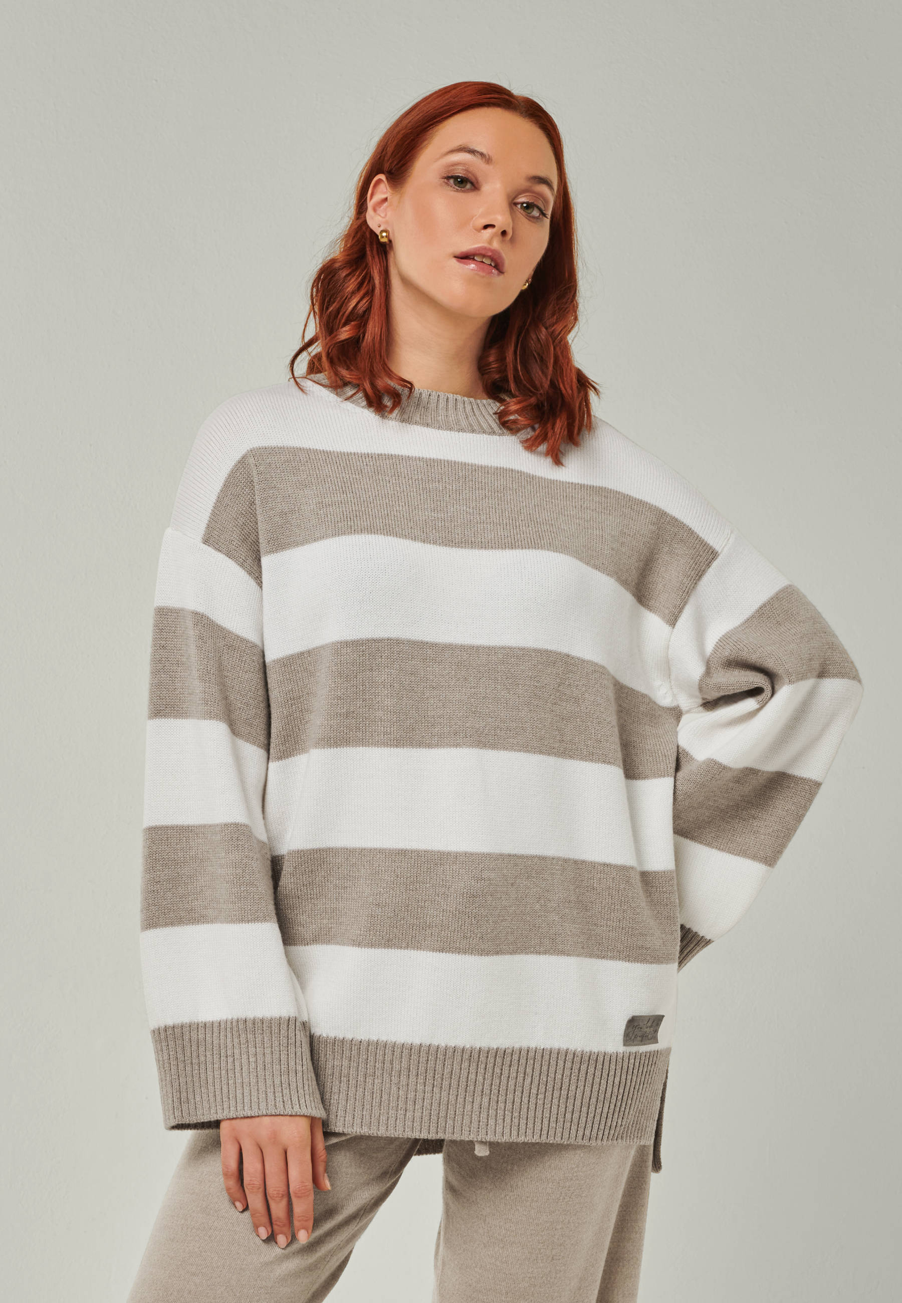 LOUNGEWEAR SET - Sweater Felia & Pants Bella