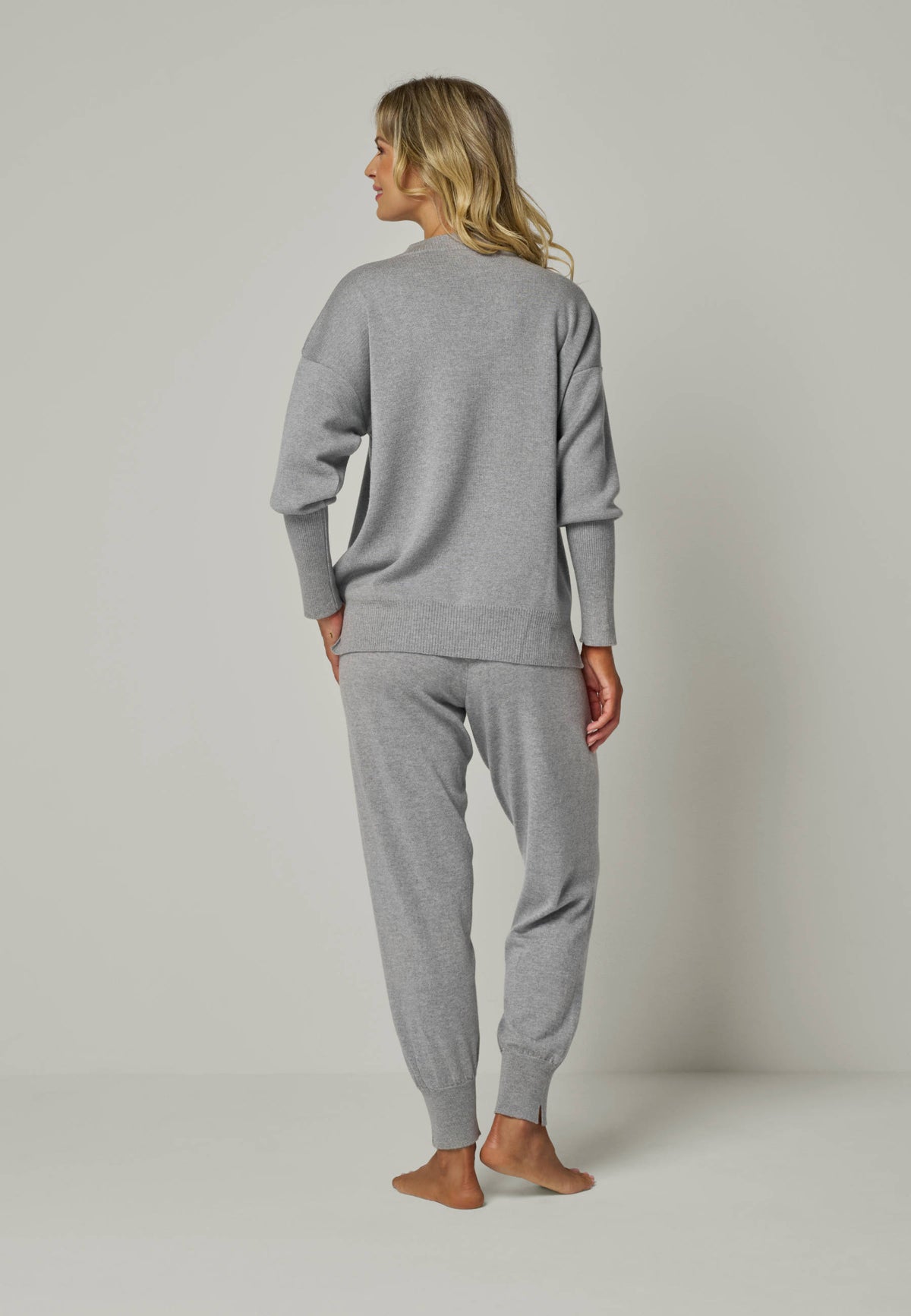 PULLOVER GWEN - Rundhalspullover mit Puffärmeln