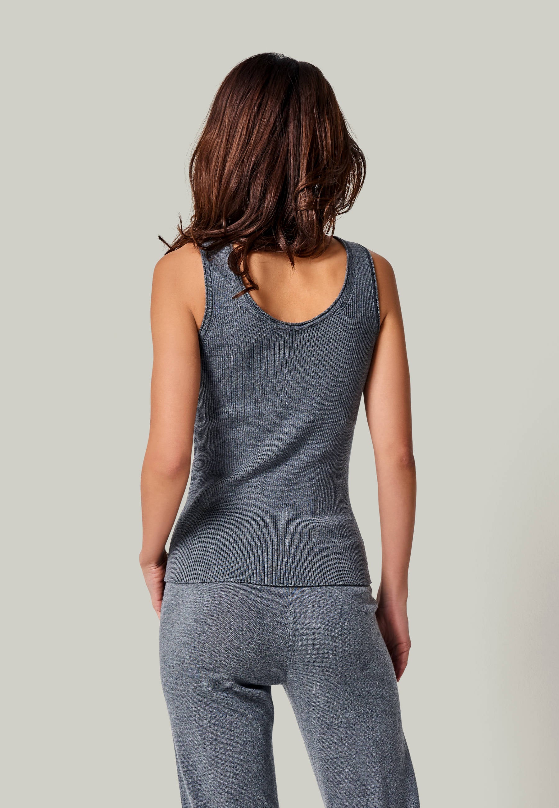 TOP BLOSSOM - ribbed merino top with round neck