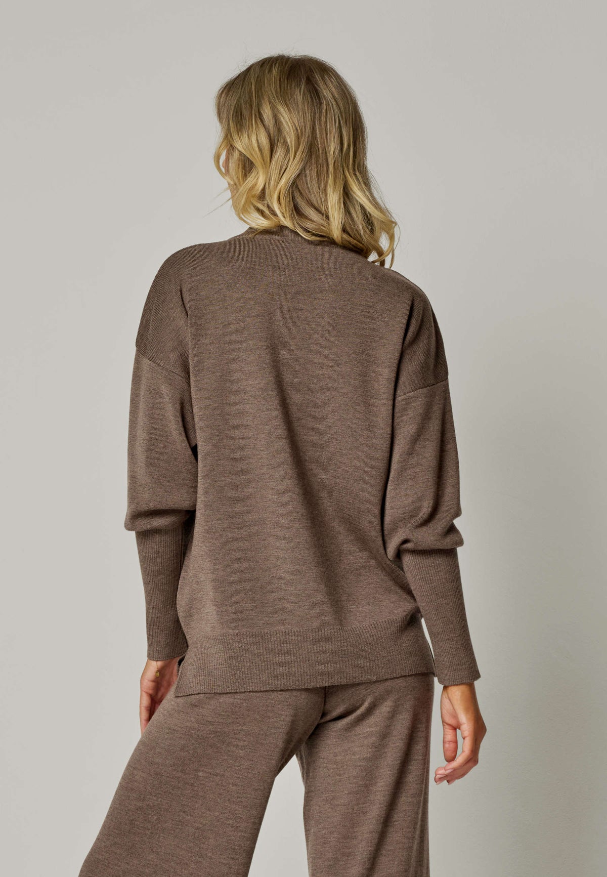 PULLOVER GWEN - Rundhalspullover mit Puffärmeln