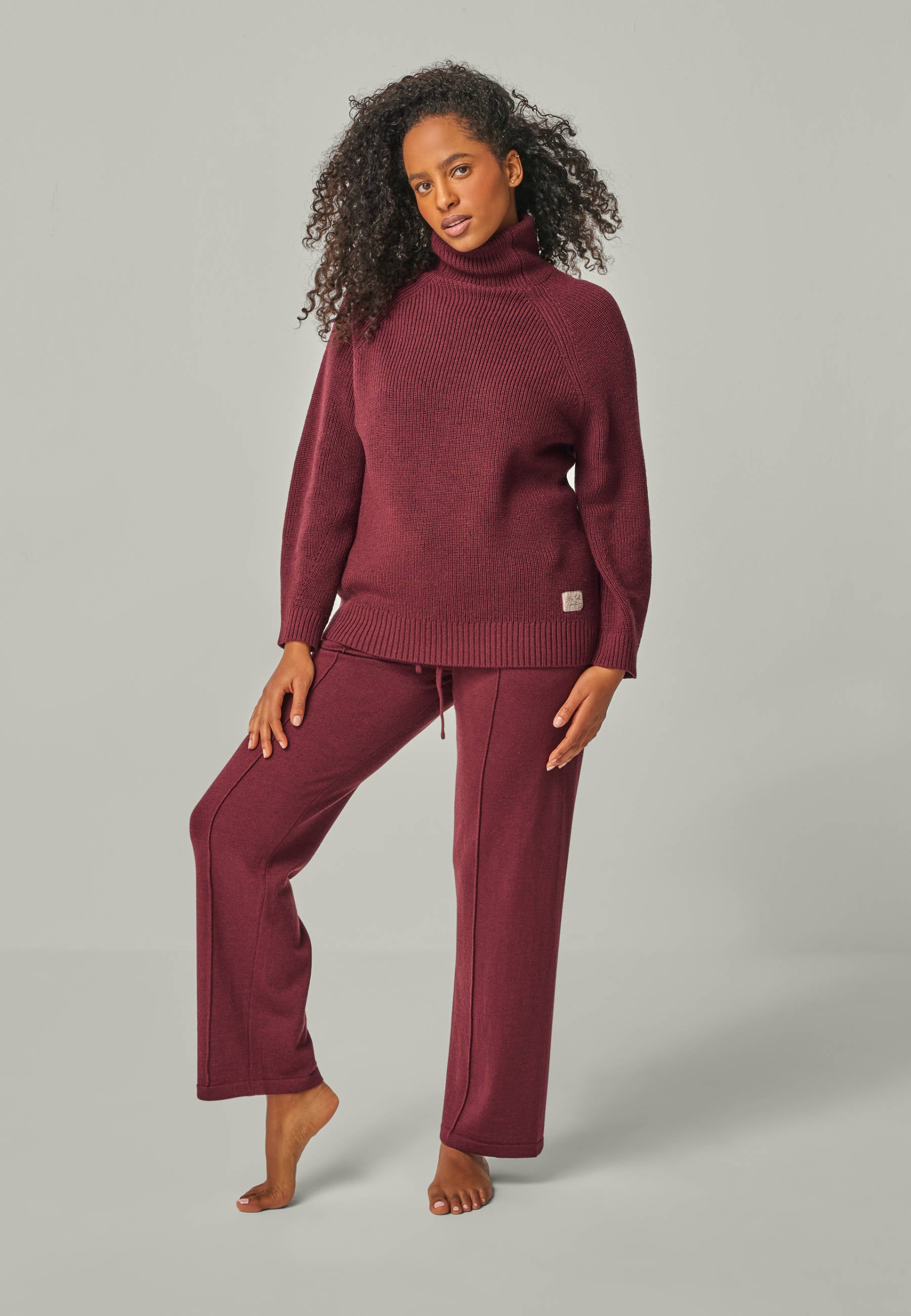 PULLOVER EVE - Stylish mock neck sweater