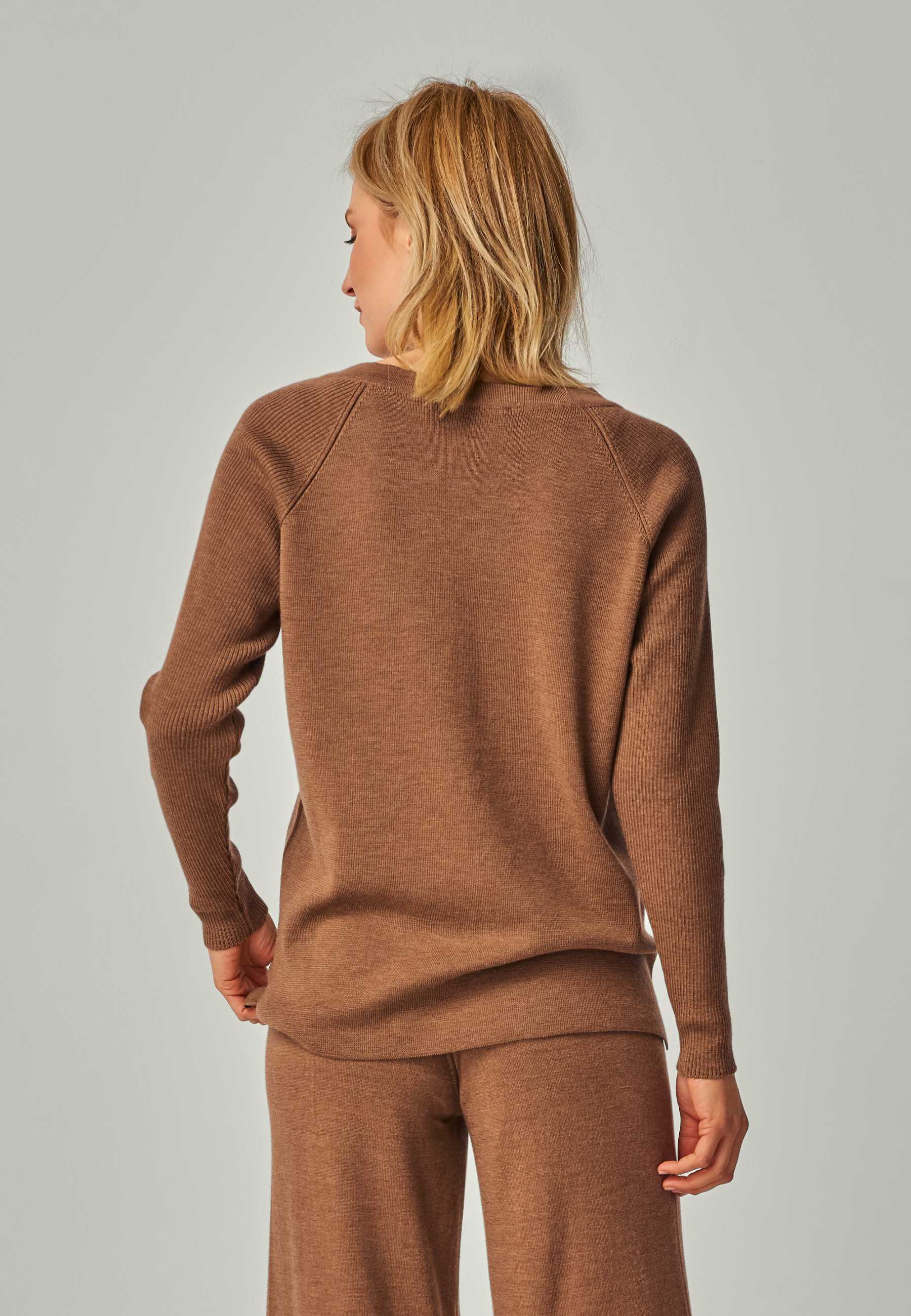 LOUNGEWEAR SET - Pullover Dorina & Pants Bailey