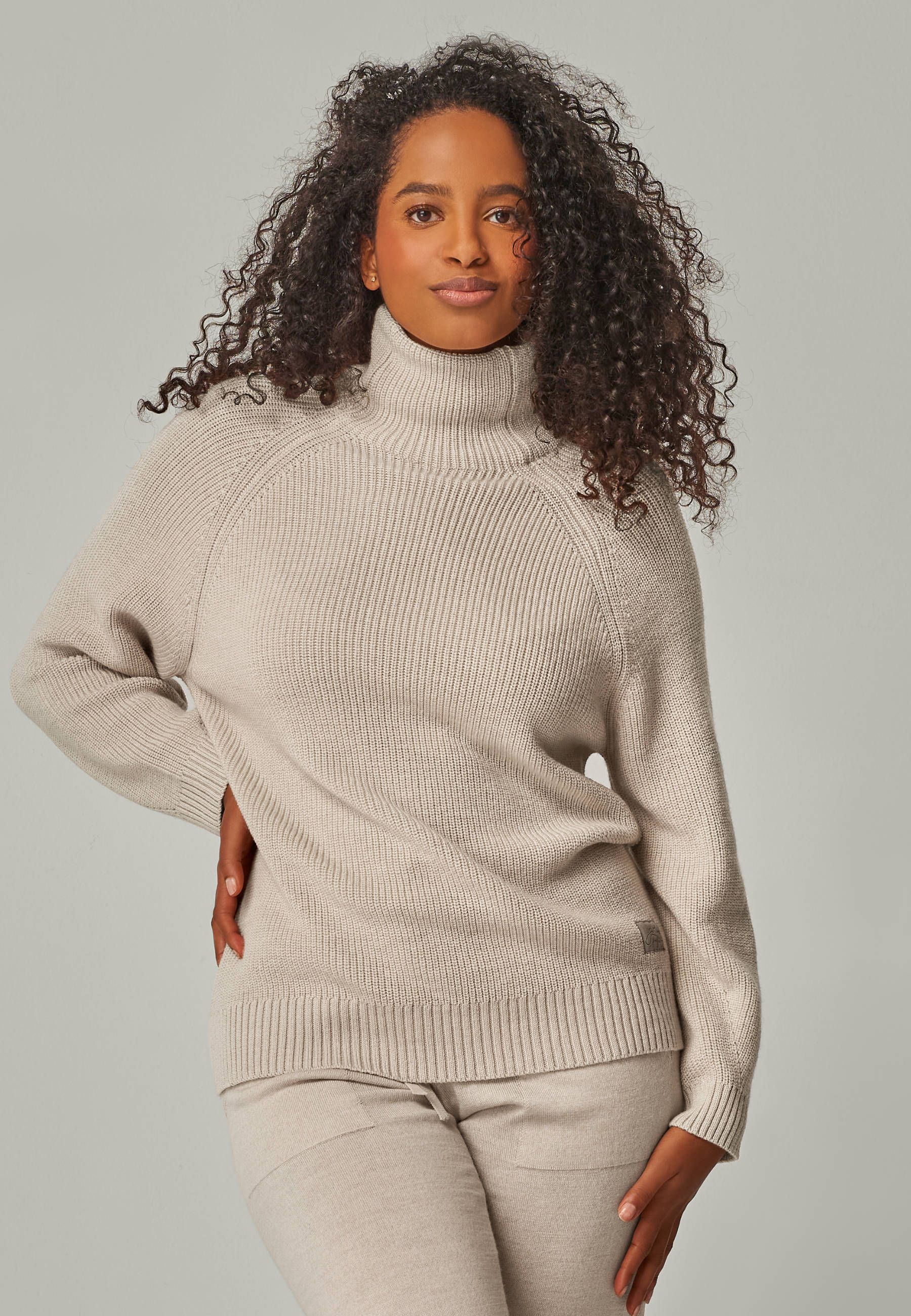 PULLOVER EVE - Stylish mock neck sweater