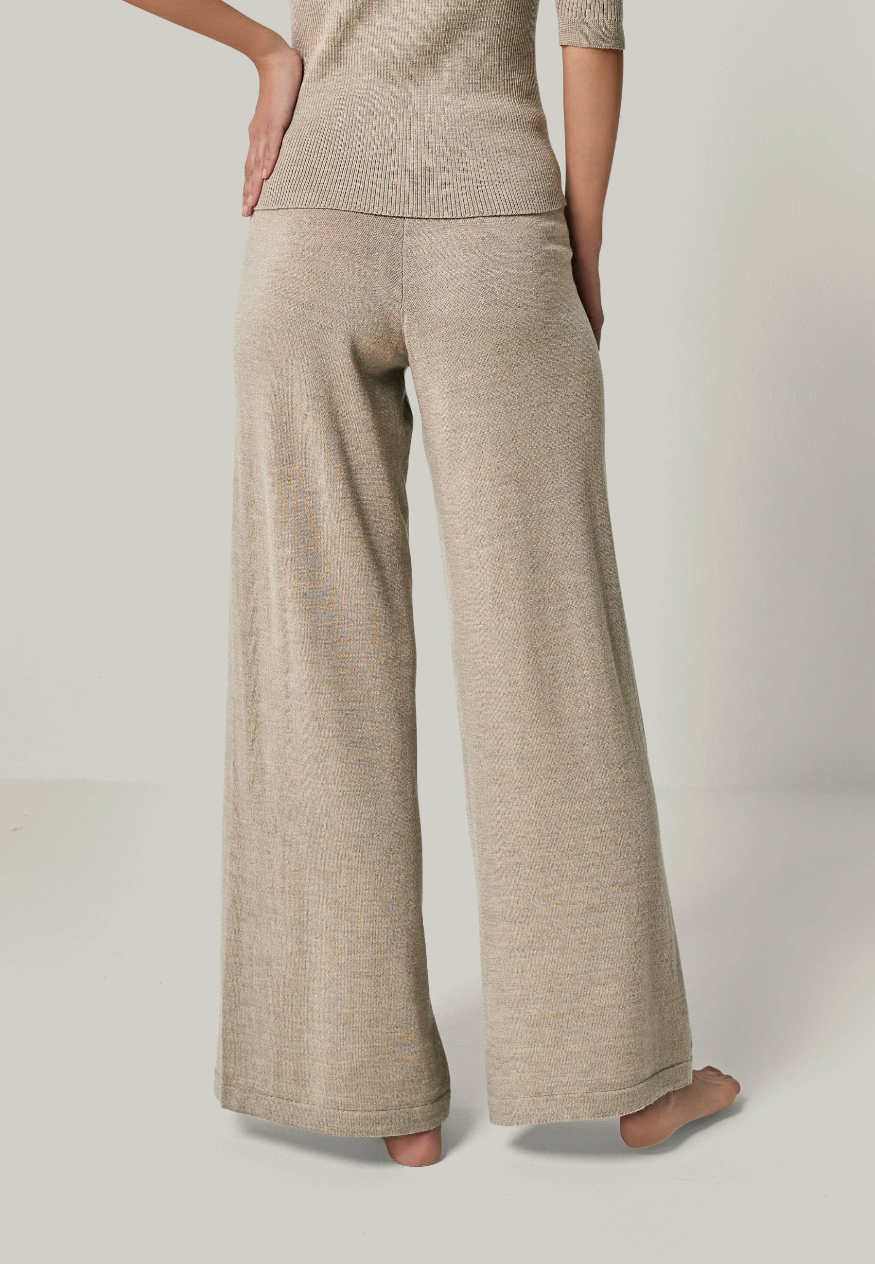 LOUNGEWEAR SET - Pullover Daria & Pants Bailey
