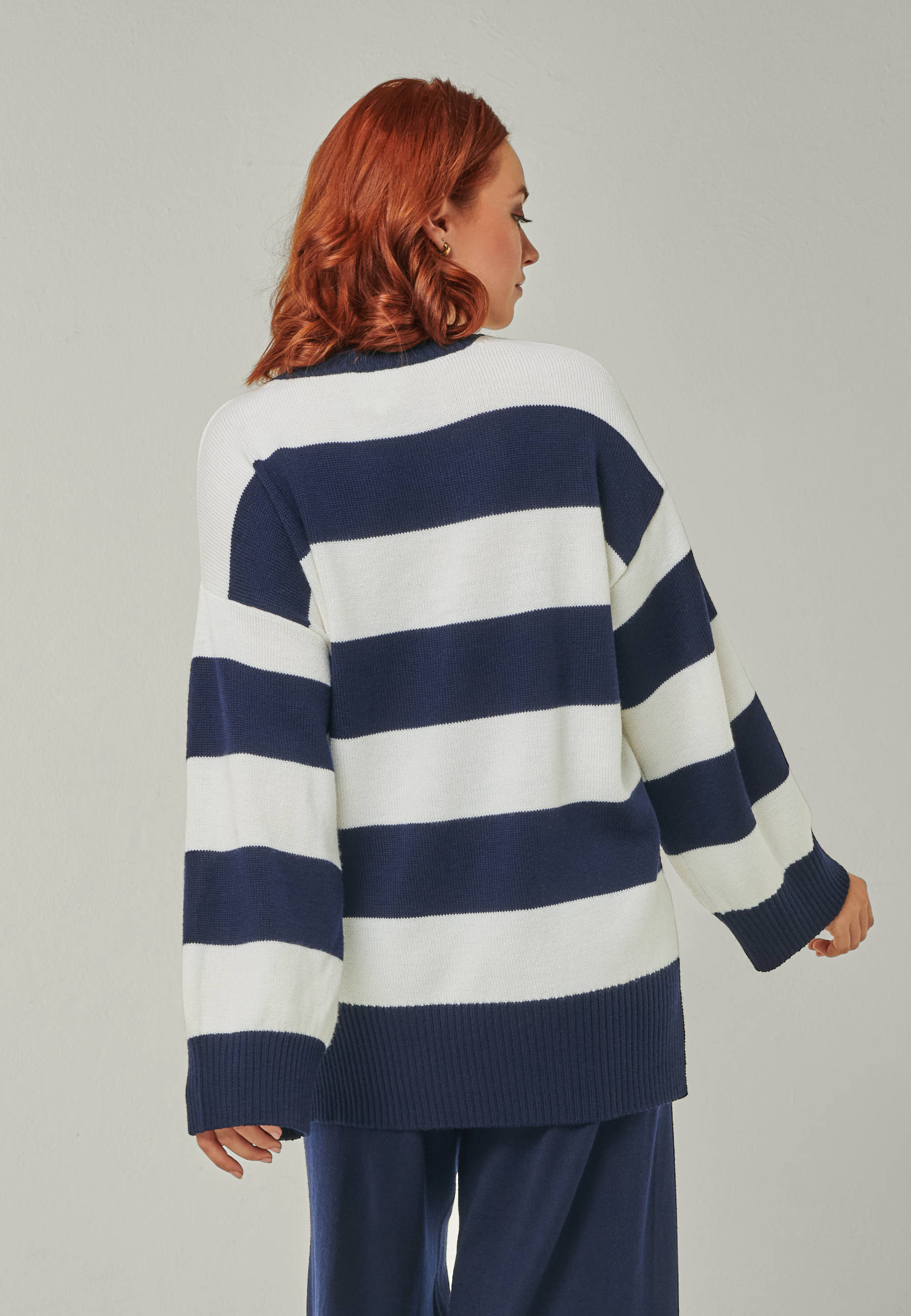 LOUNGEWEAR SET - Pullover Felia & Pants Bailey