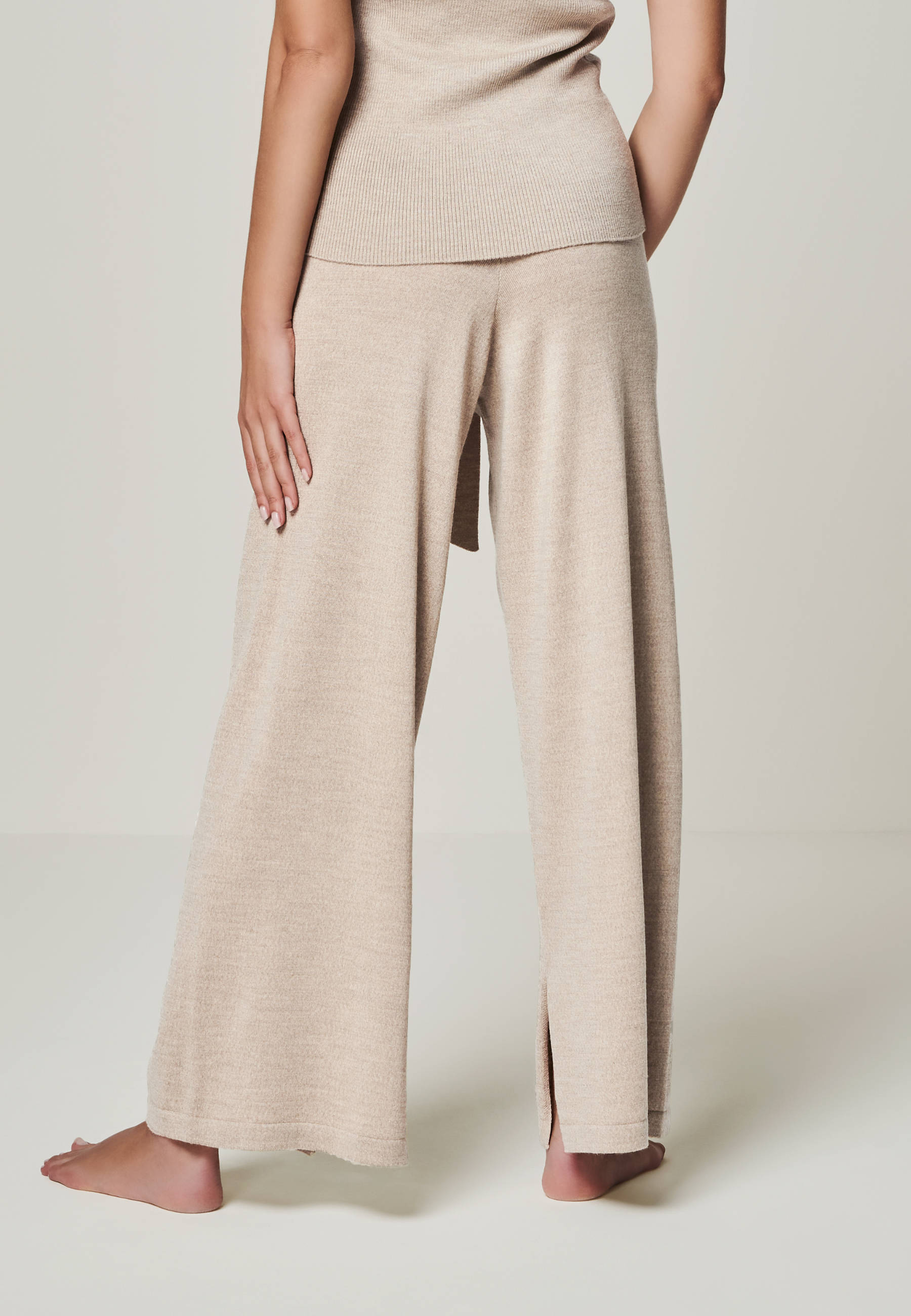LOUNGEWEAR SET - Pullover Dorina & Pants Bailey