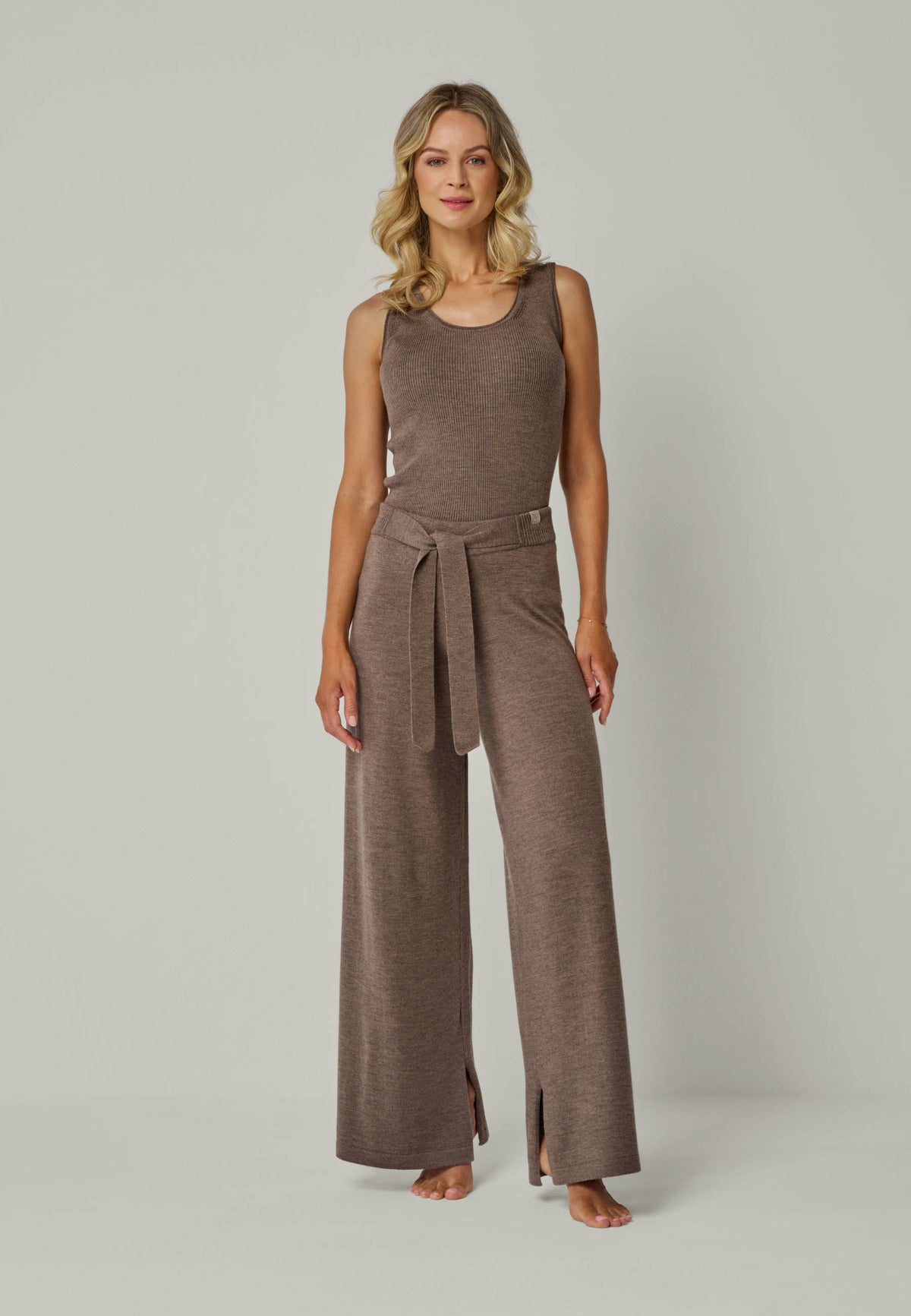LOUNGEWEAR SET - Cardigan Gigi & Top Blossom & Pants Bailey