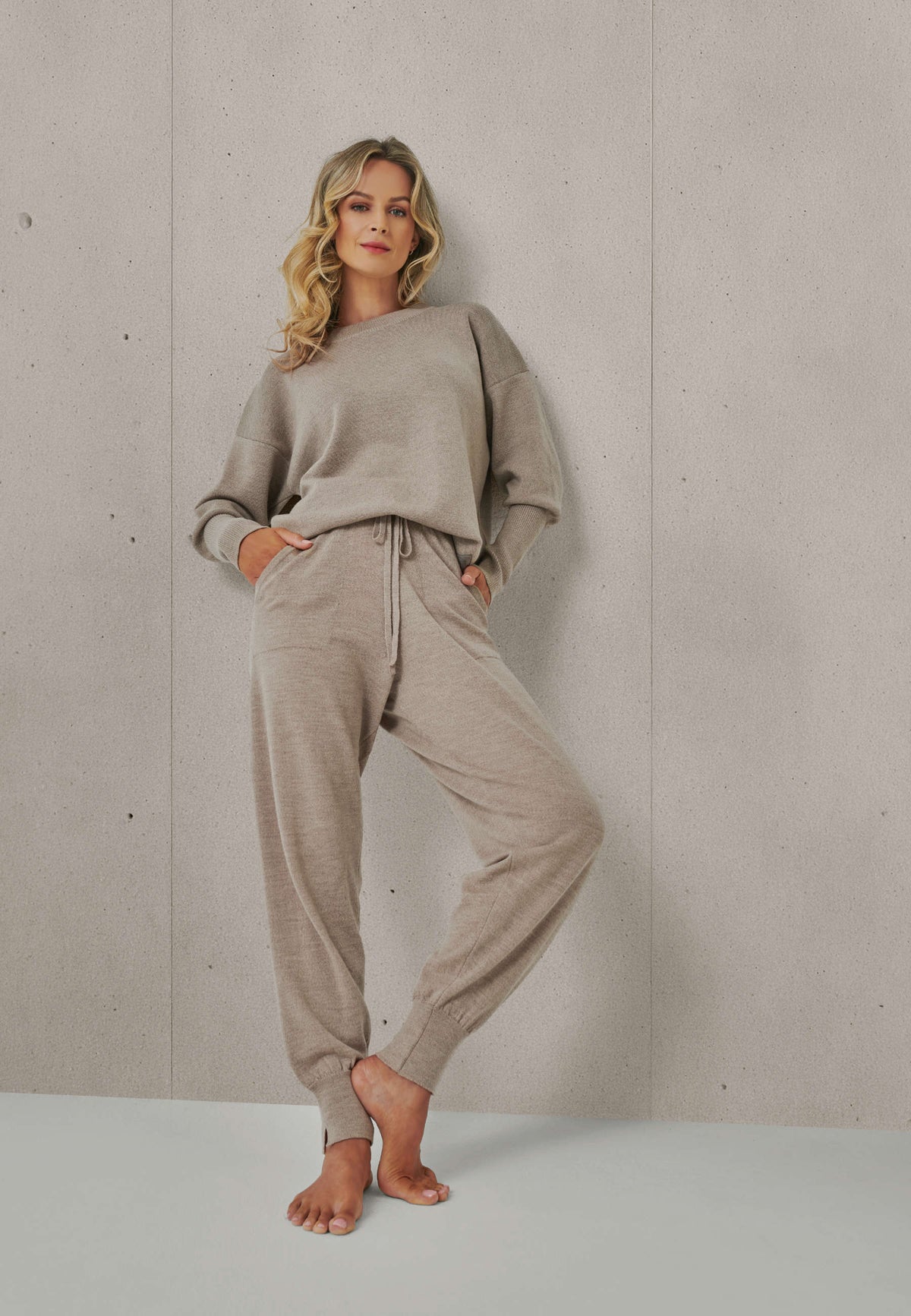 PULLOVER GWEN - Rundhalspullover mit Puffärmeln