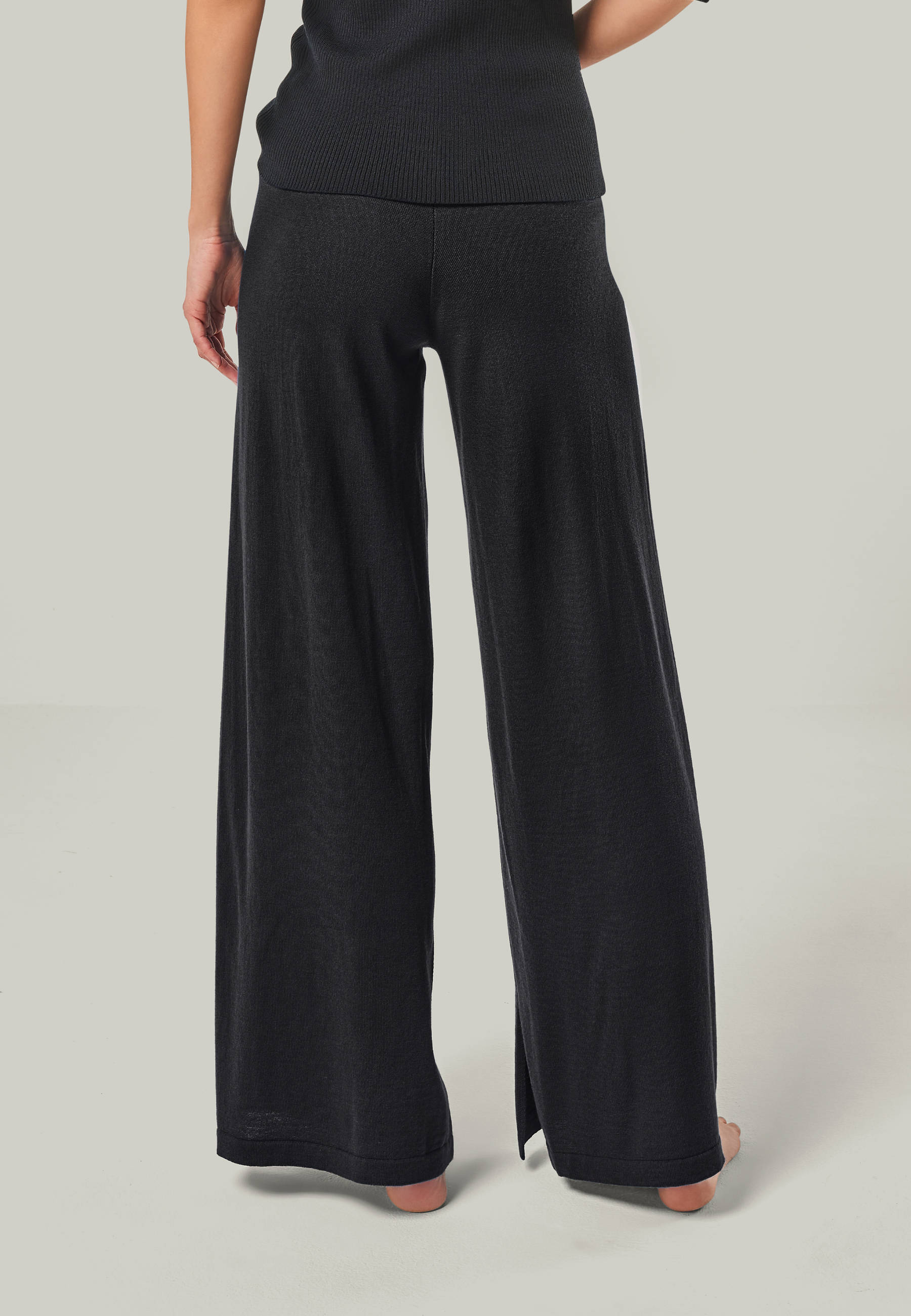 LOUNGEWEAR SET - Pullover Daria & Pants Bailey