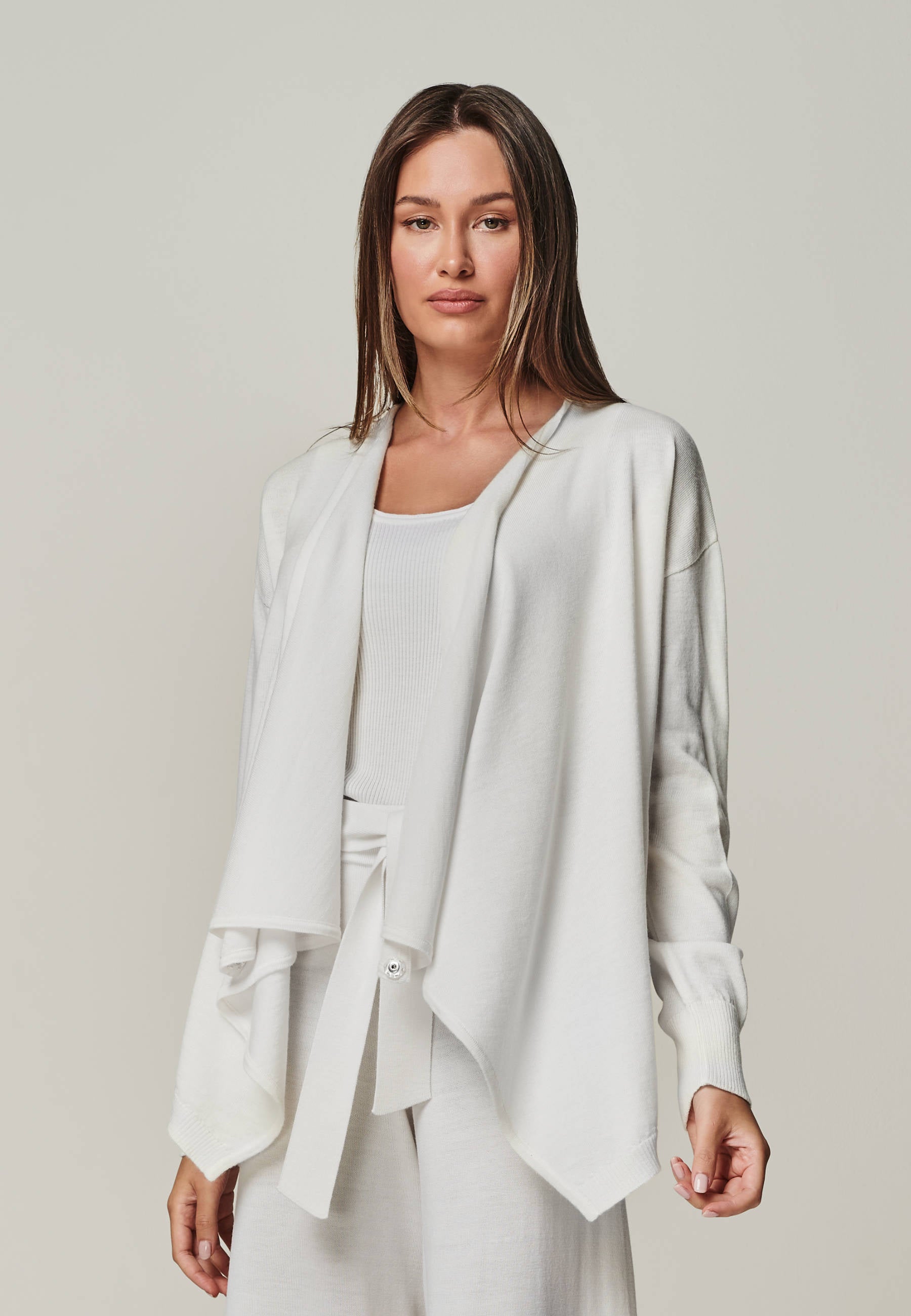 CARDIGAN BELLA Edler Wickelcardigan mit Wasserfall-Ausschnitt Elfenbein  XS
