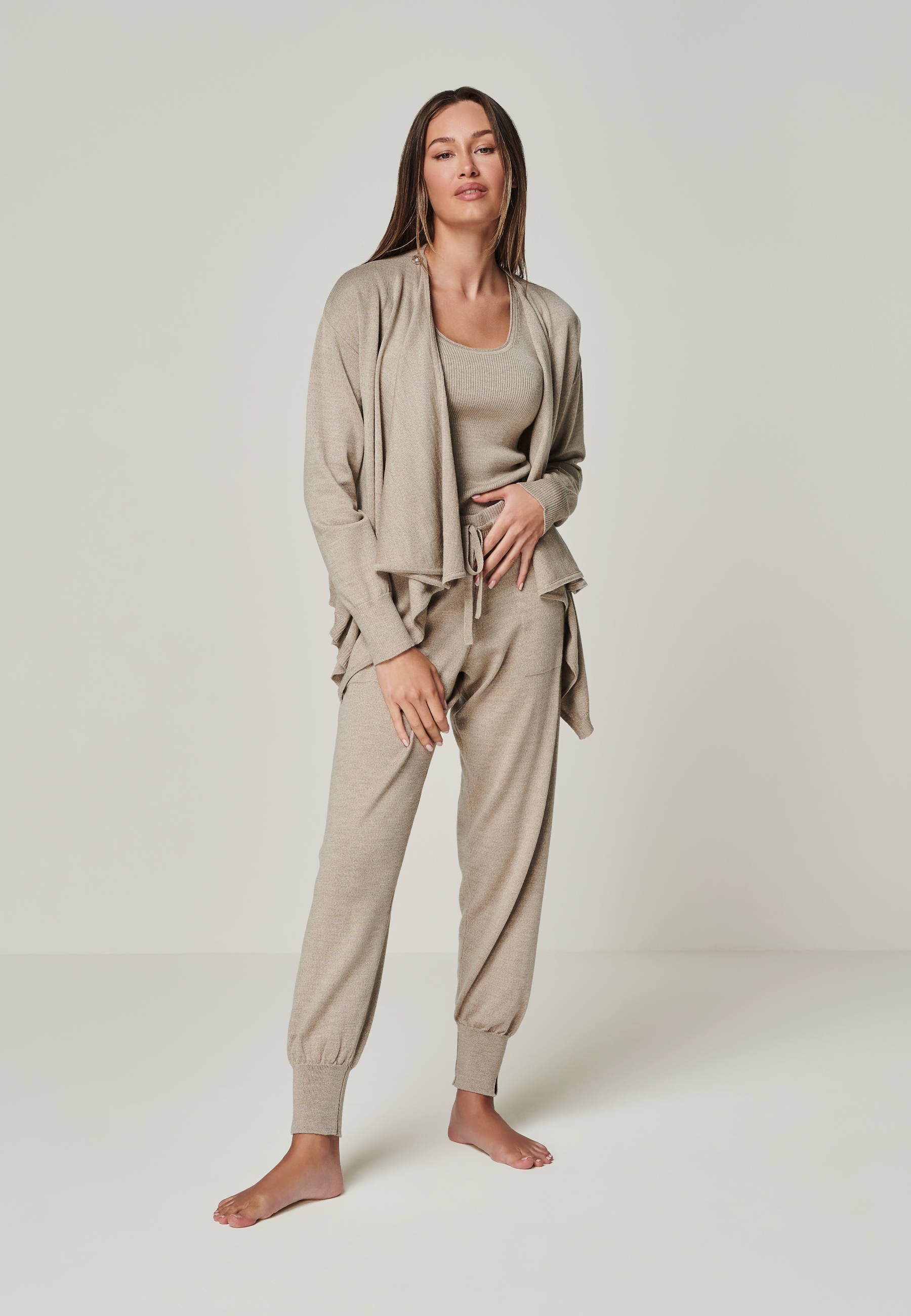 PANTS BELLA - stylish Merino lounge pants with pockets