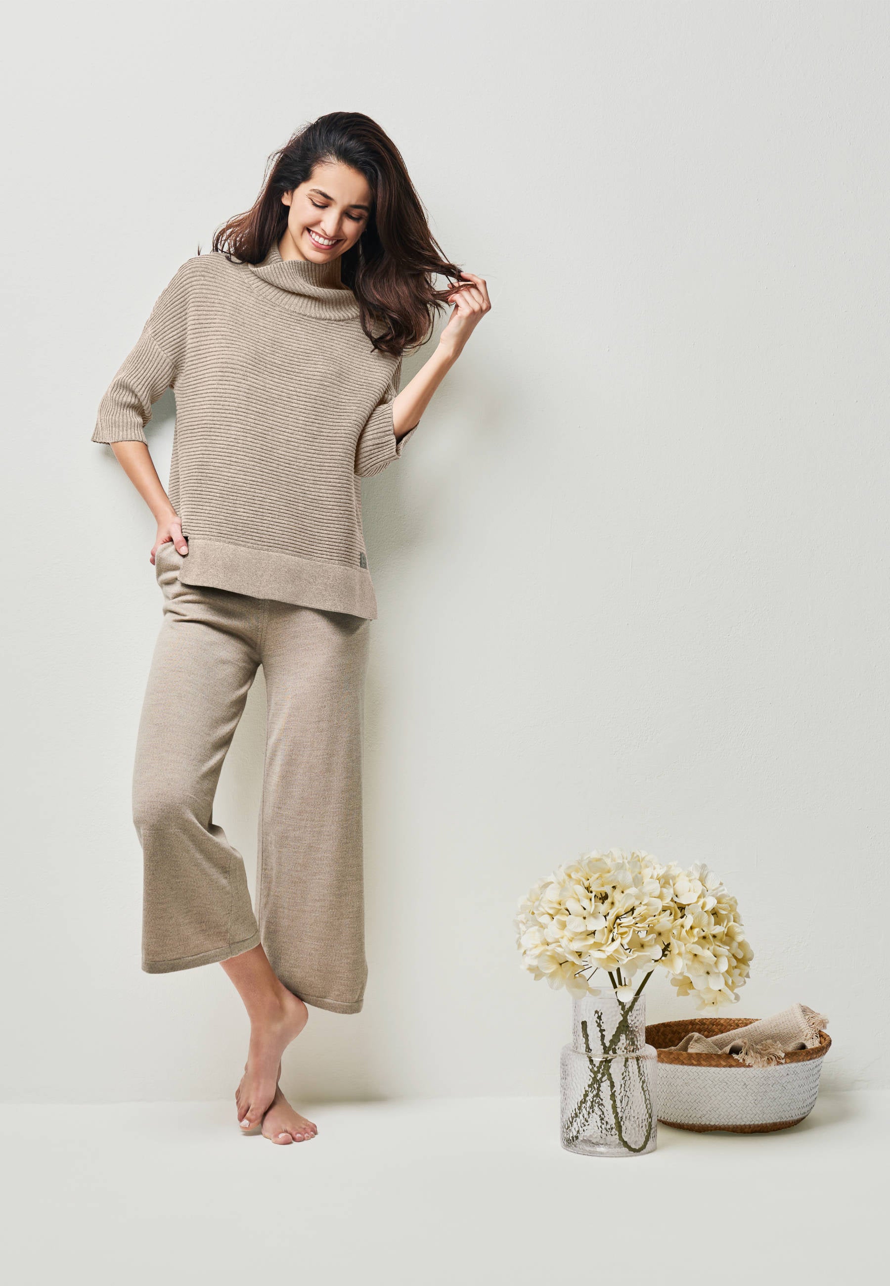 CULOTTE DANA - Wide 7/8 knit pants with side pockets