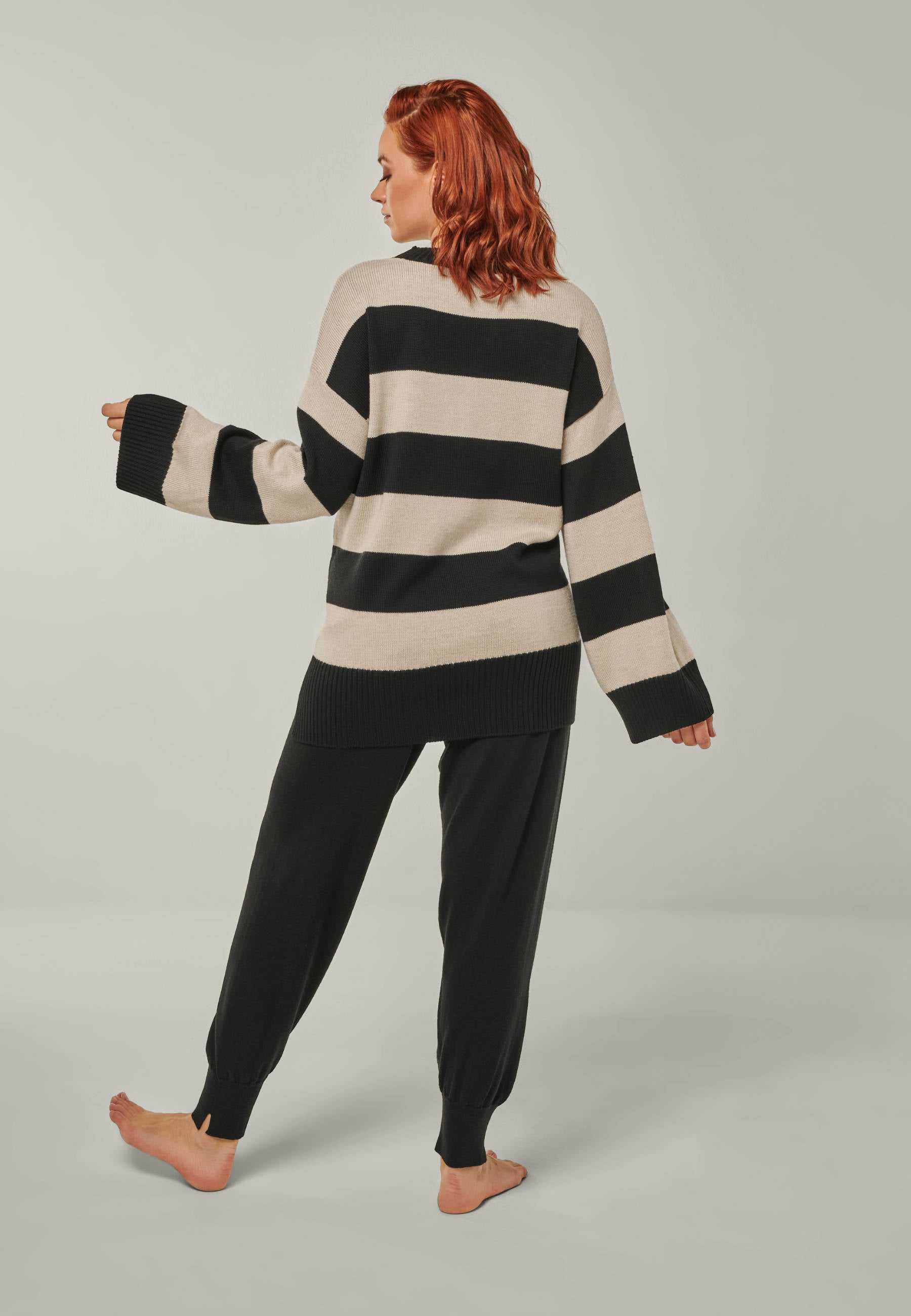 LOUNGEWEAR SET - Sweater Felia & Pants Bella