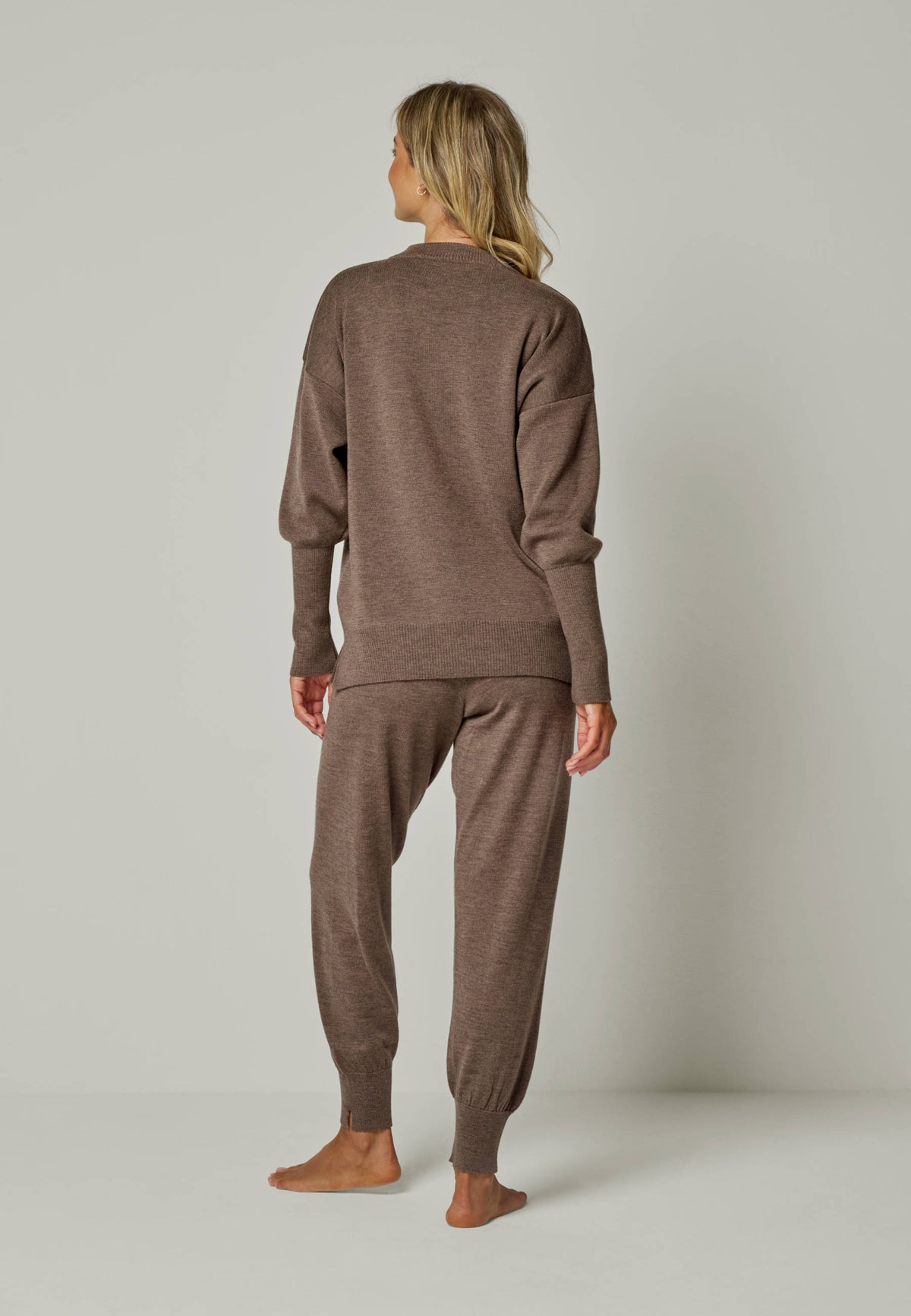 LOUNGEWEAR SET  - Pullover Gwen & Pants Bella
