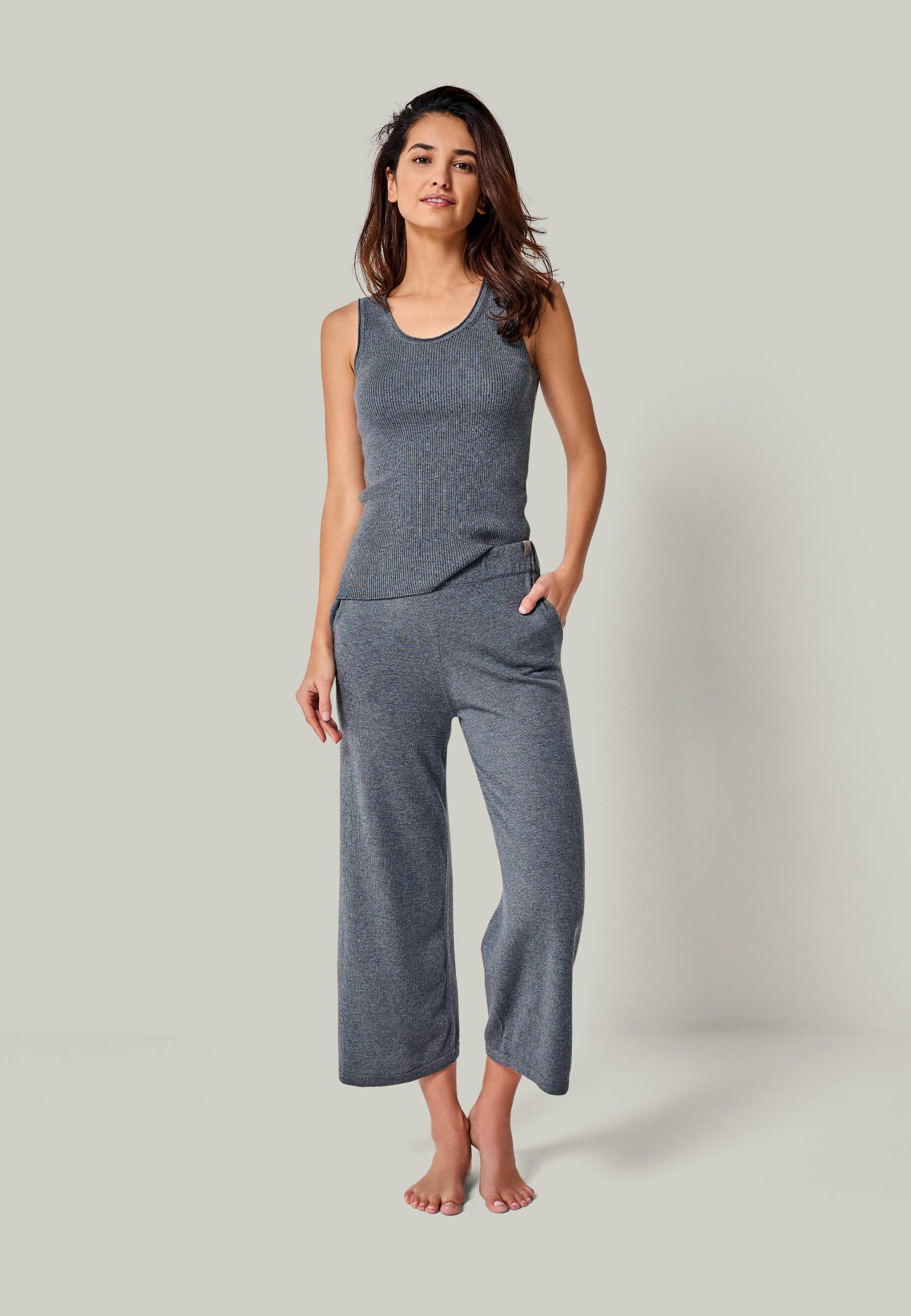 CULOTTE DANA - Wide 7/8 knit pants with side pockets