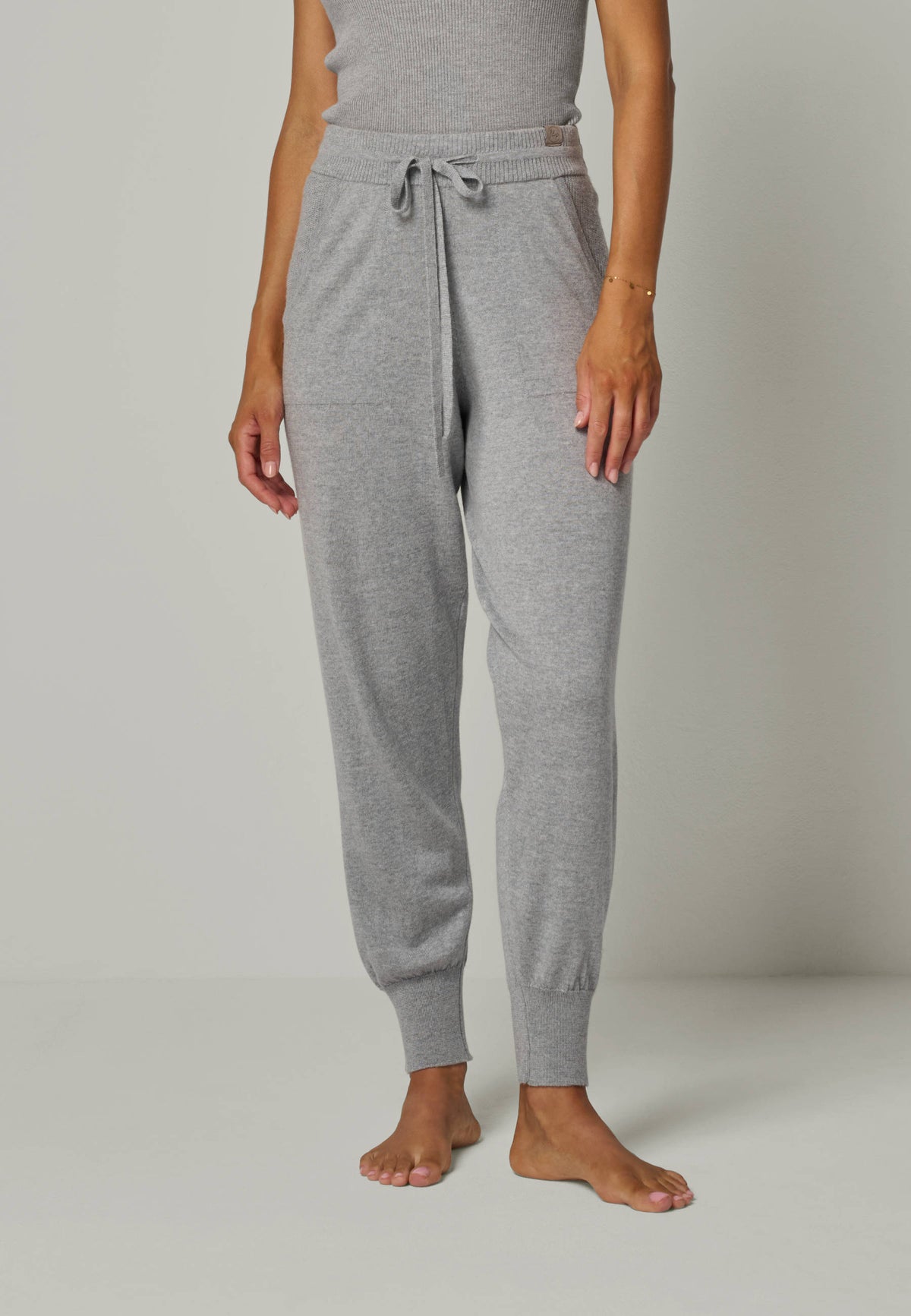 LOUNGEWEAR SET  - Pullover Gwen & Pants Bella