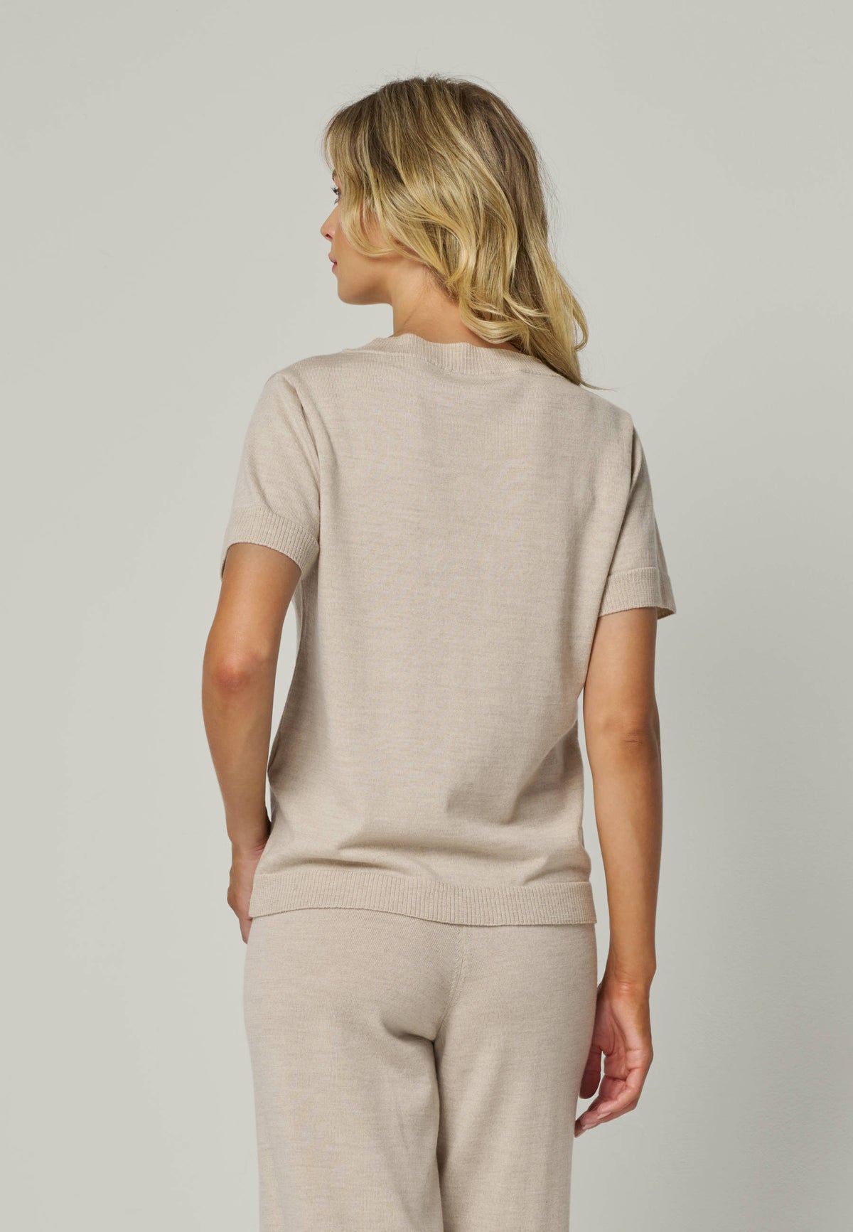 SHIRT GRETA - Stricktop mit V-Ausschnitt