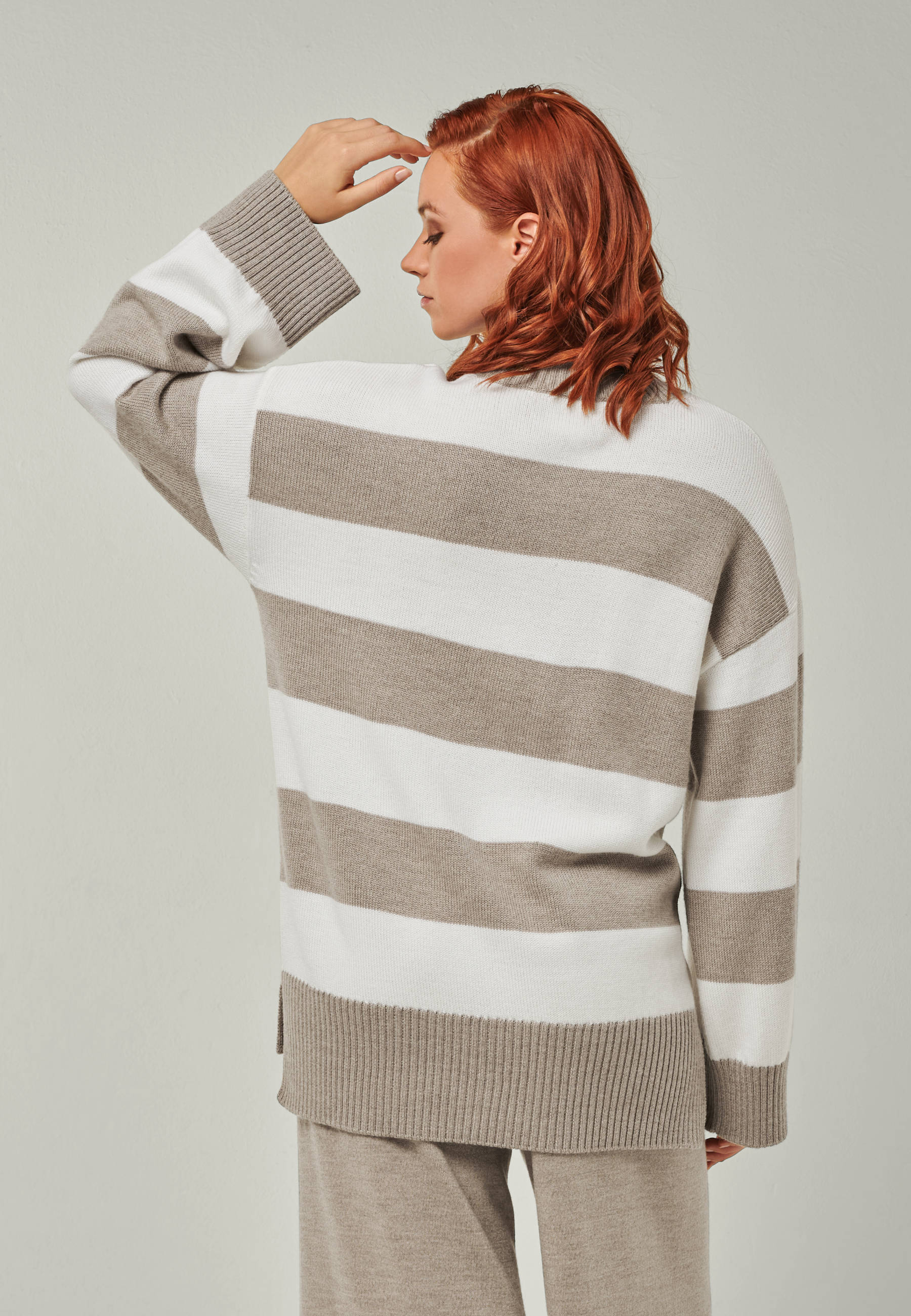 LOUNGEWEAR SET - Sweater Felia & Pants Frida