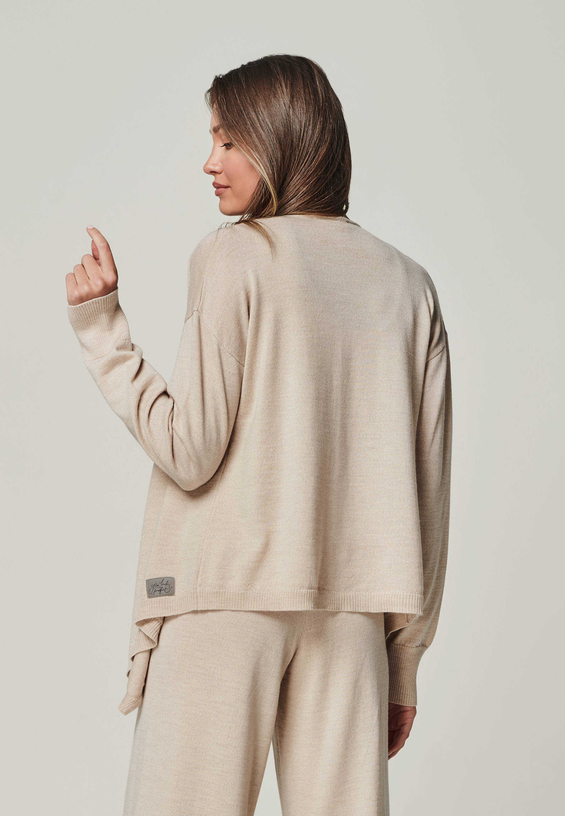 CARDIGAN BELLA - Edler Wickelcardigan mit Wasserfall-Ausschnitt