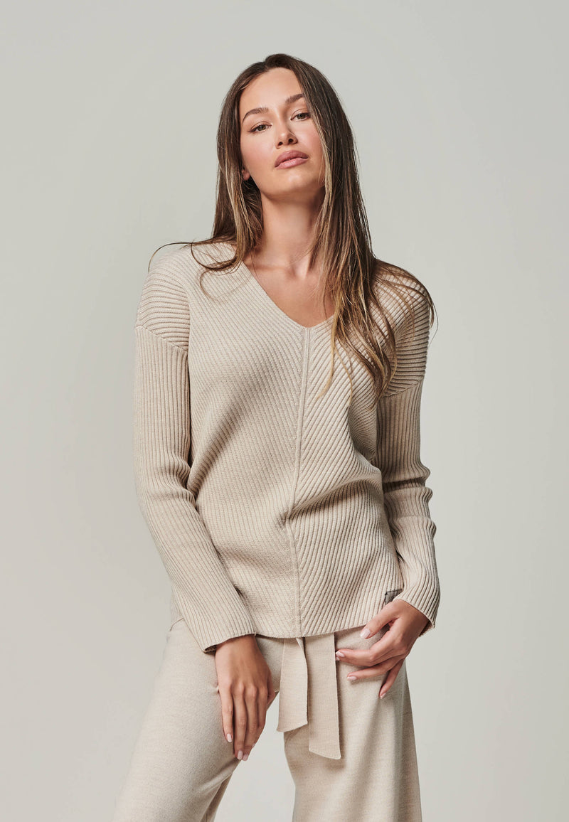 PULLOVER BLOSSOM - Merino knitted pullover V neck