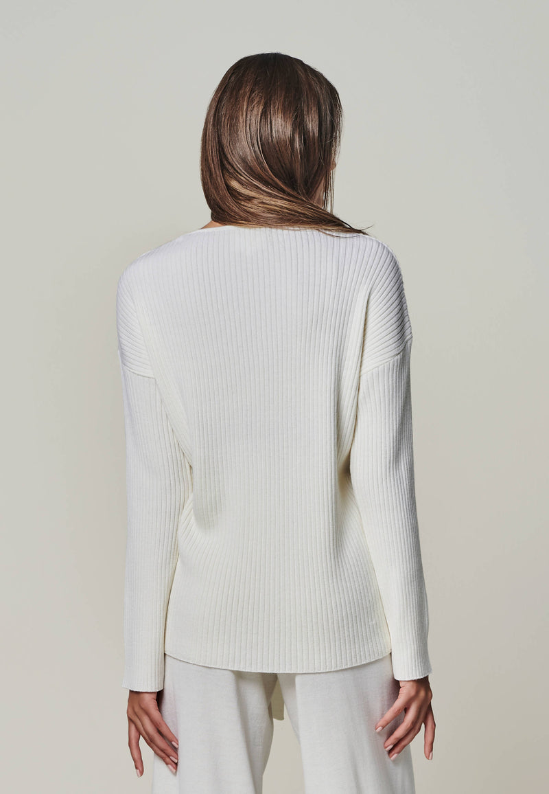 PULLOVER BLOSSOM - Merino knitted pullover V neck