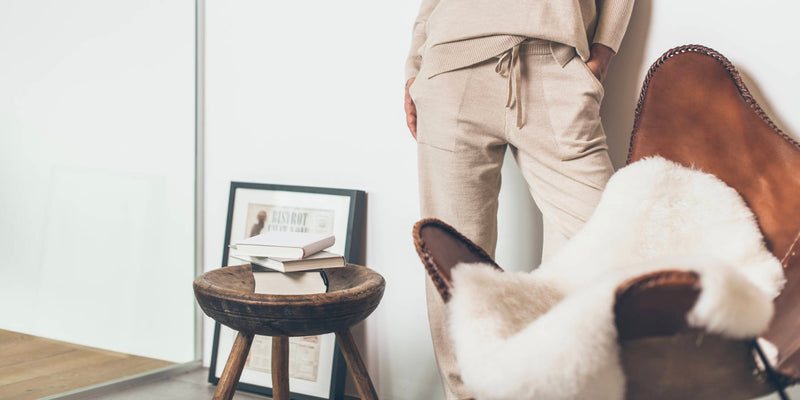 beige Loungewearhose gestrickt aus Merino