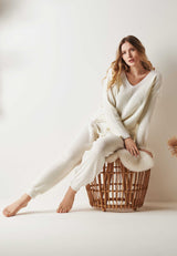 Weiße Loungewear-Kombination BELLA aus nachhaltiger Merino-Wolle